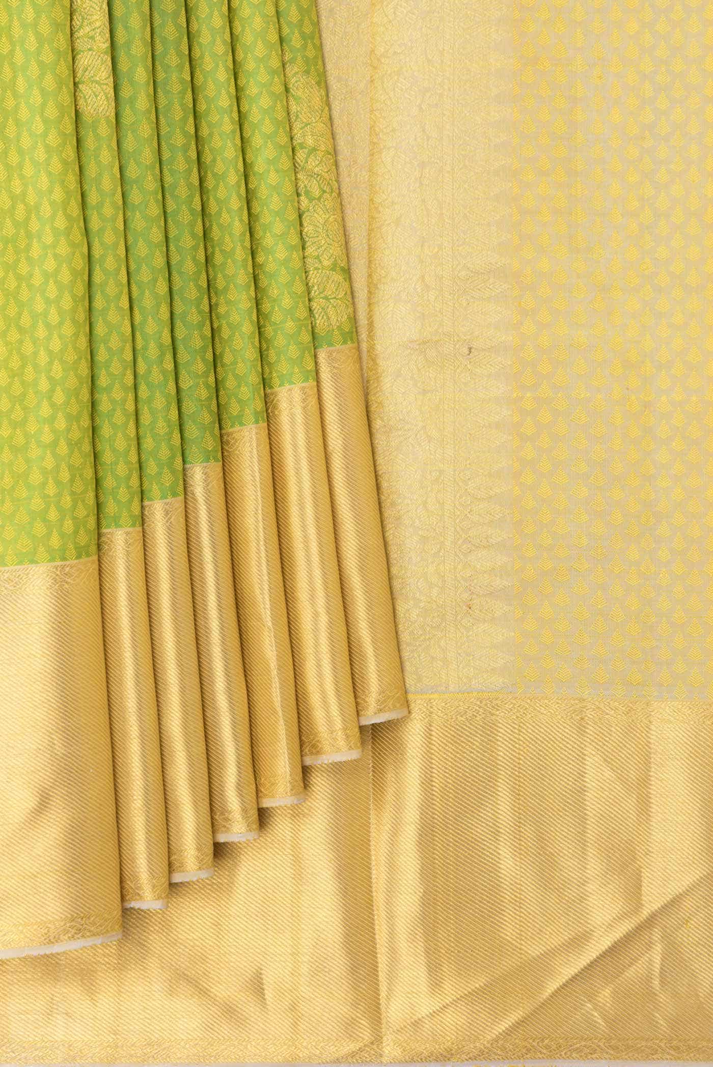 Parrot Green Dual Tone Kanchipuram Silk Saree - Image 2