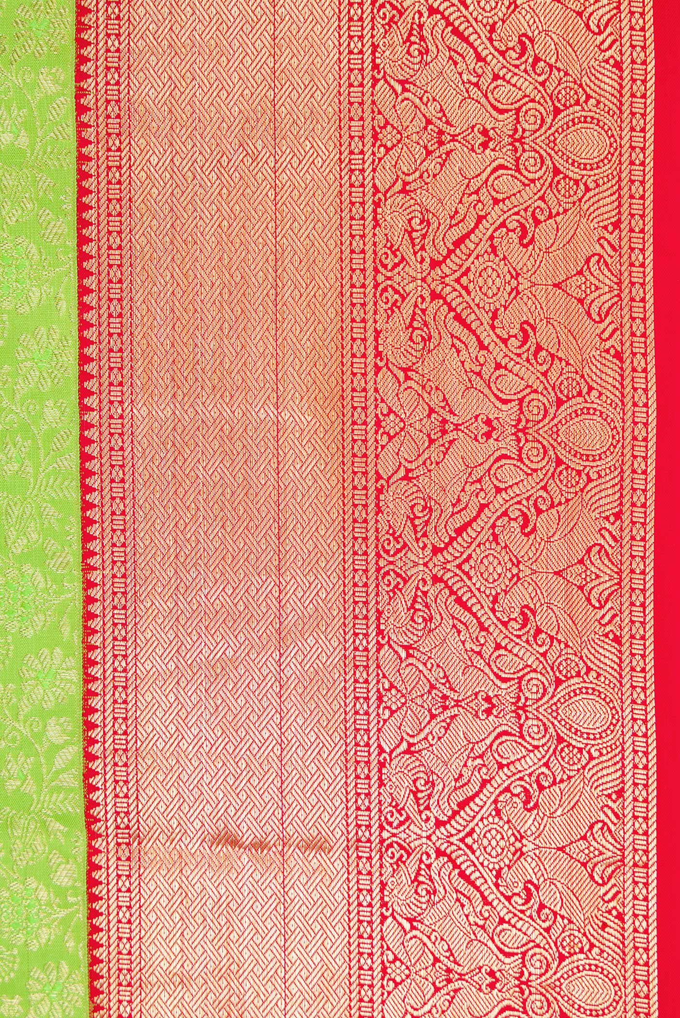 Parrot Green Dual Tone Kanchipuram Silk Saree - Image 3