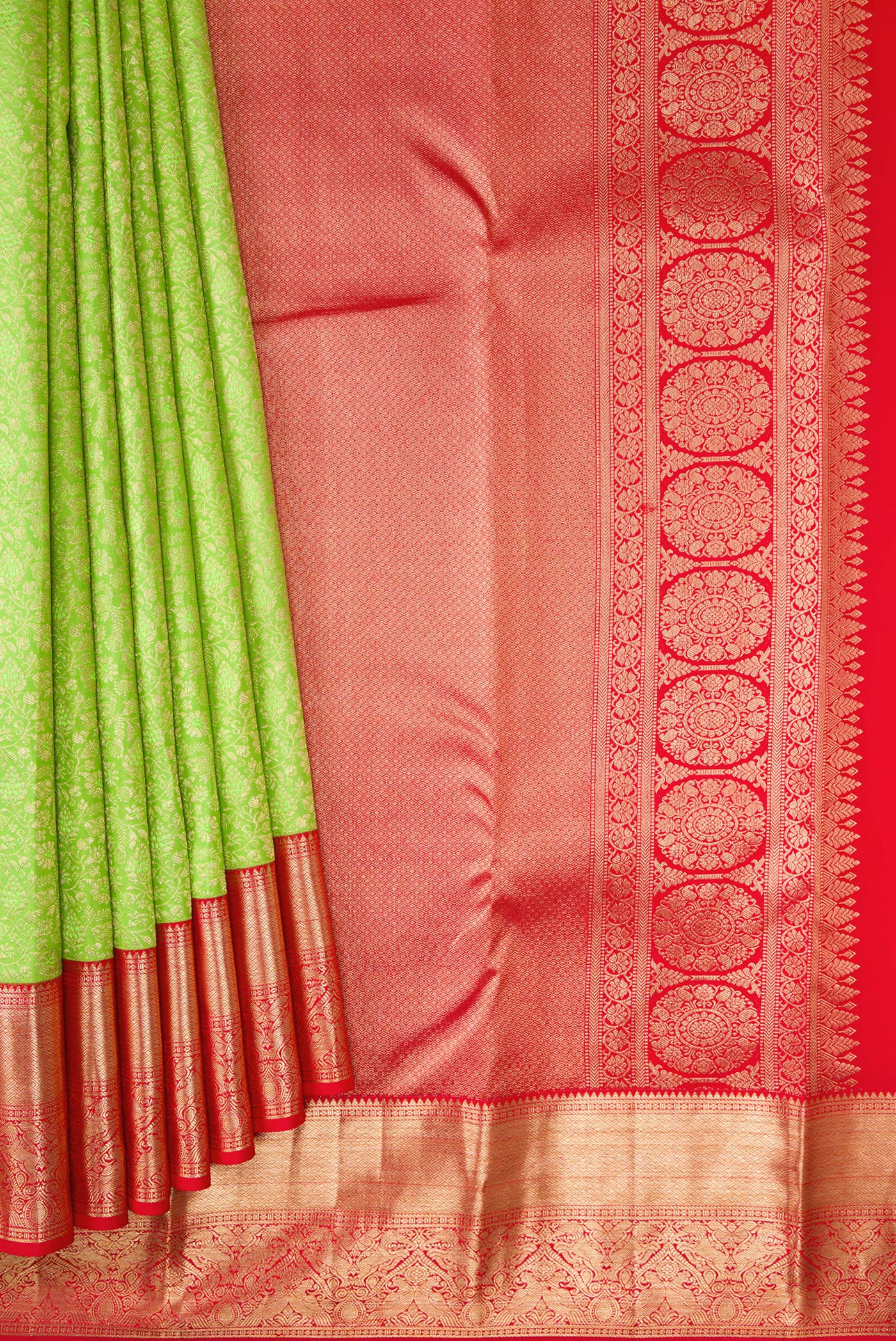 Parrot Green Dual Tone Kanchipuram Silk Saree - Image 4