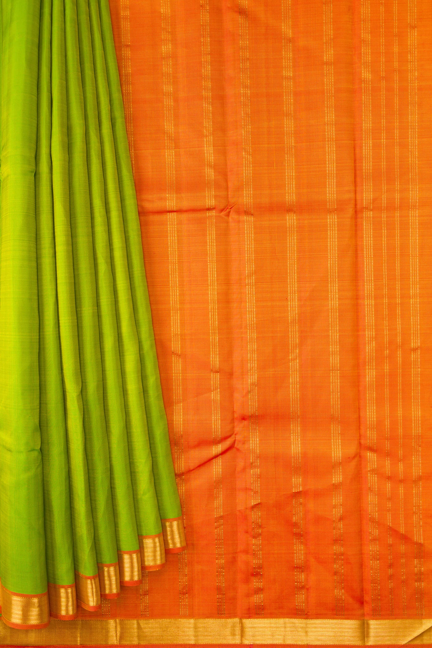 Parrot Green Kanjivaram Silk Saree - Image 4