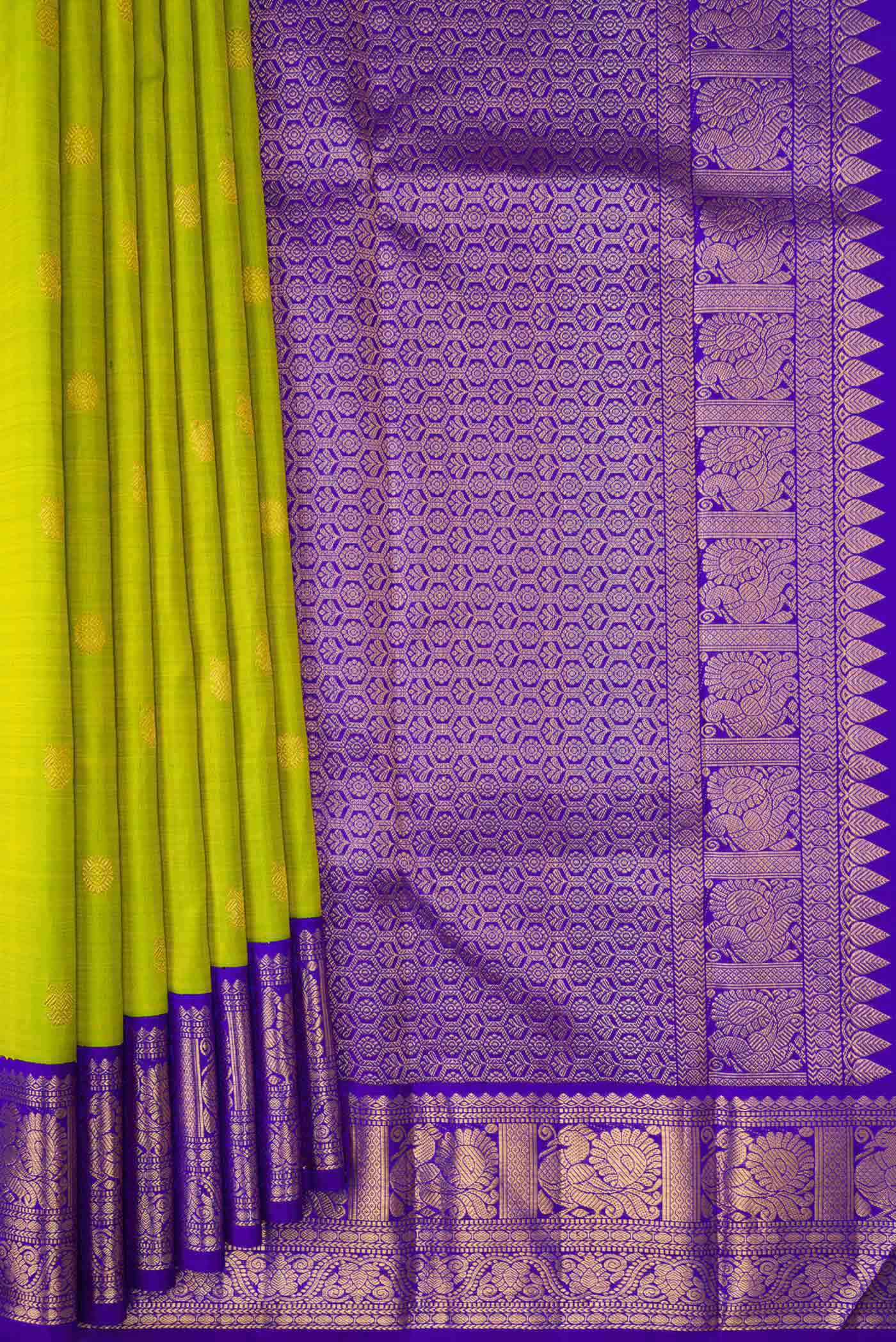 Parrot Green Kanjivaram Silk Saree - Image 4
