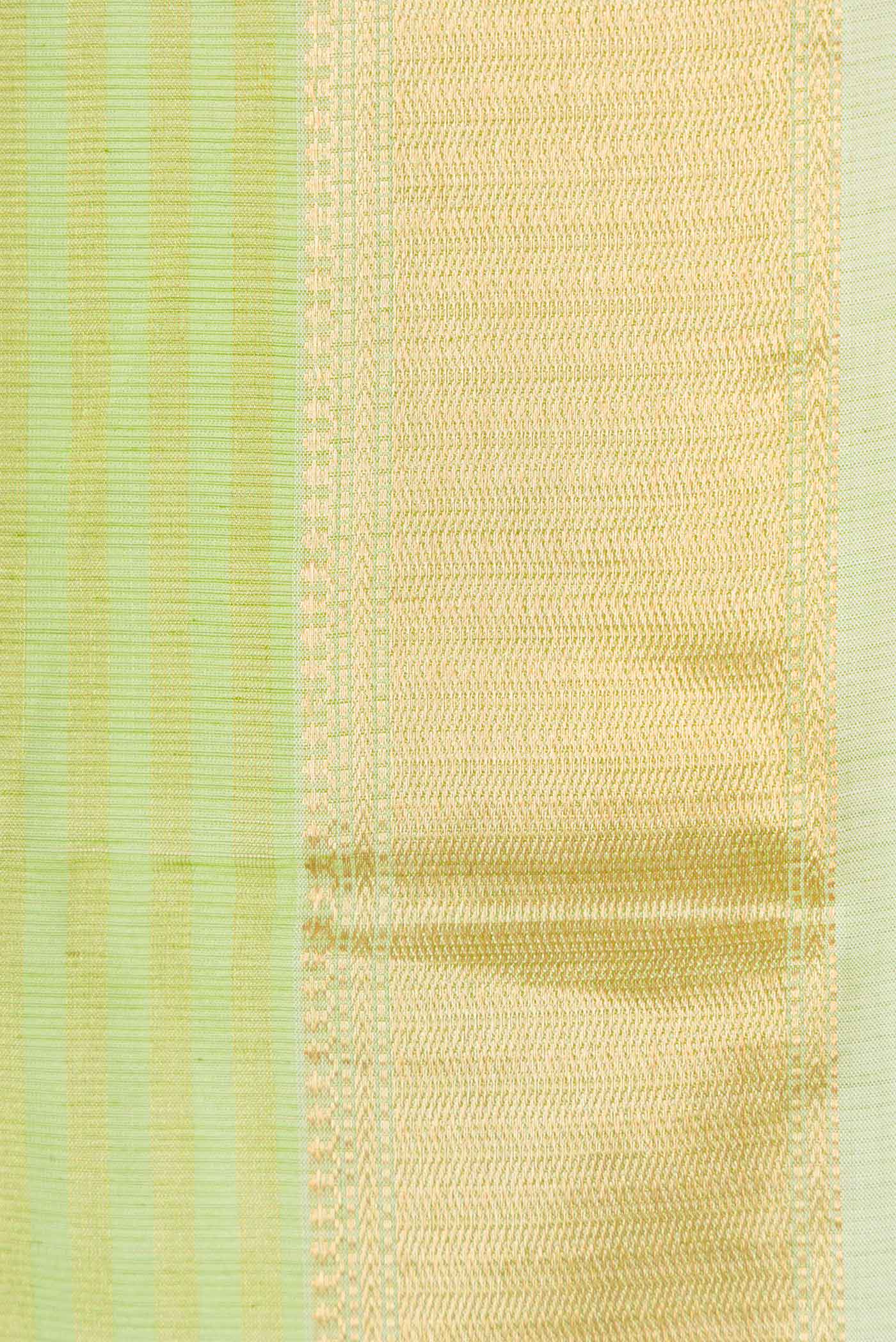 Parrot Green Dual Tone Maheshwari Silk Saree - Image 3
