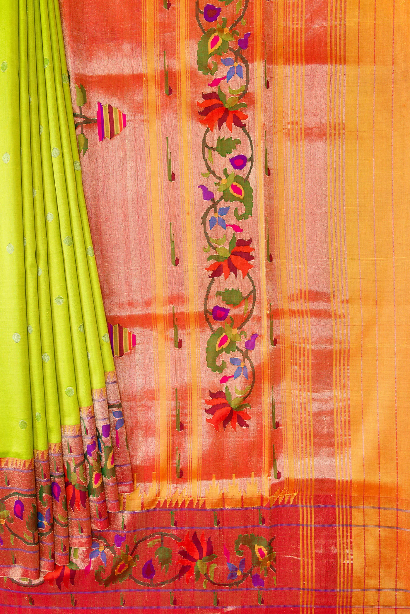 Pure Silk Pure Zari Parrot Green Paithani Saree - Image 4