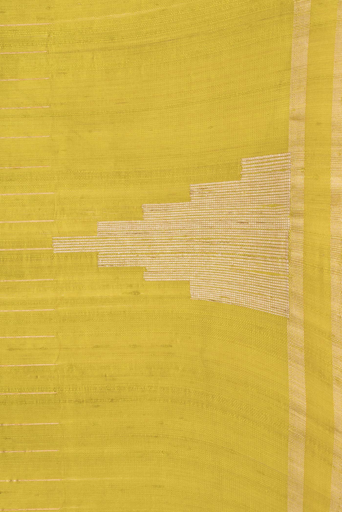 Green Raw Silk Saree - Image 3