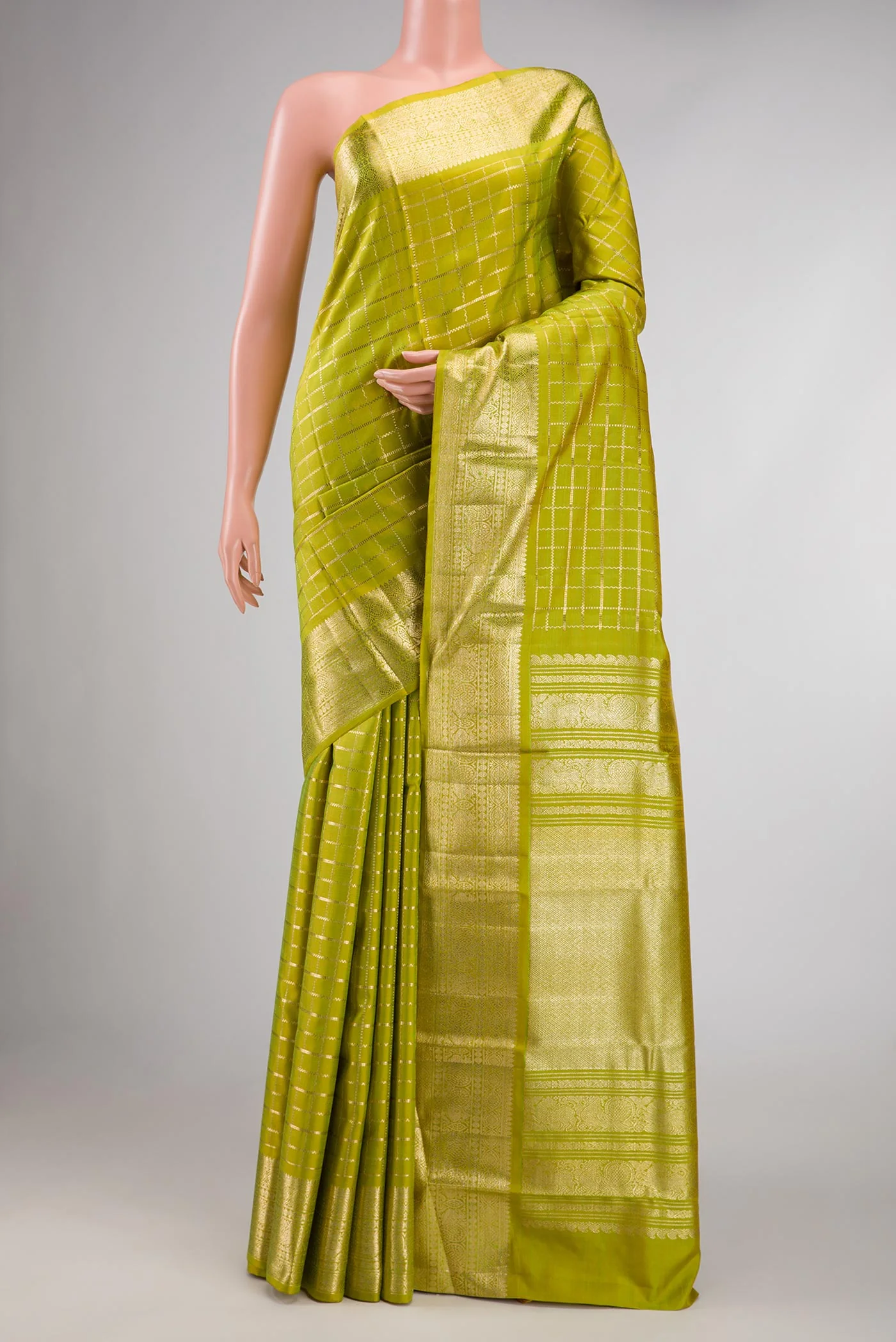 Parrot Green Kanchipuram Silk Saree