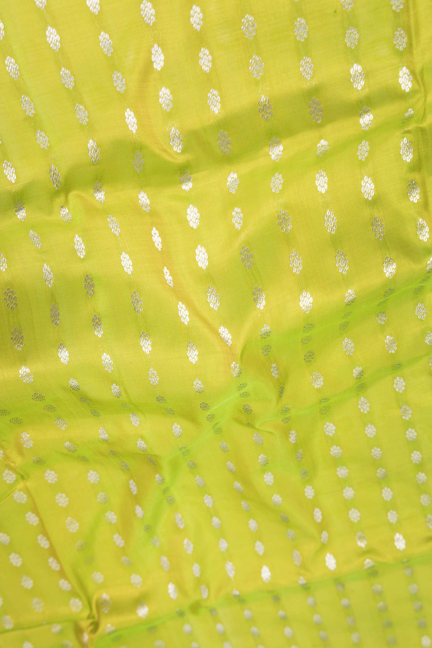 Parrot Green Dual Tone Uppada Silk Saree - Image 2