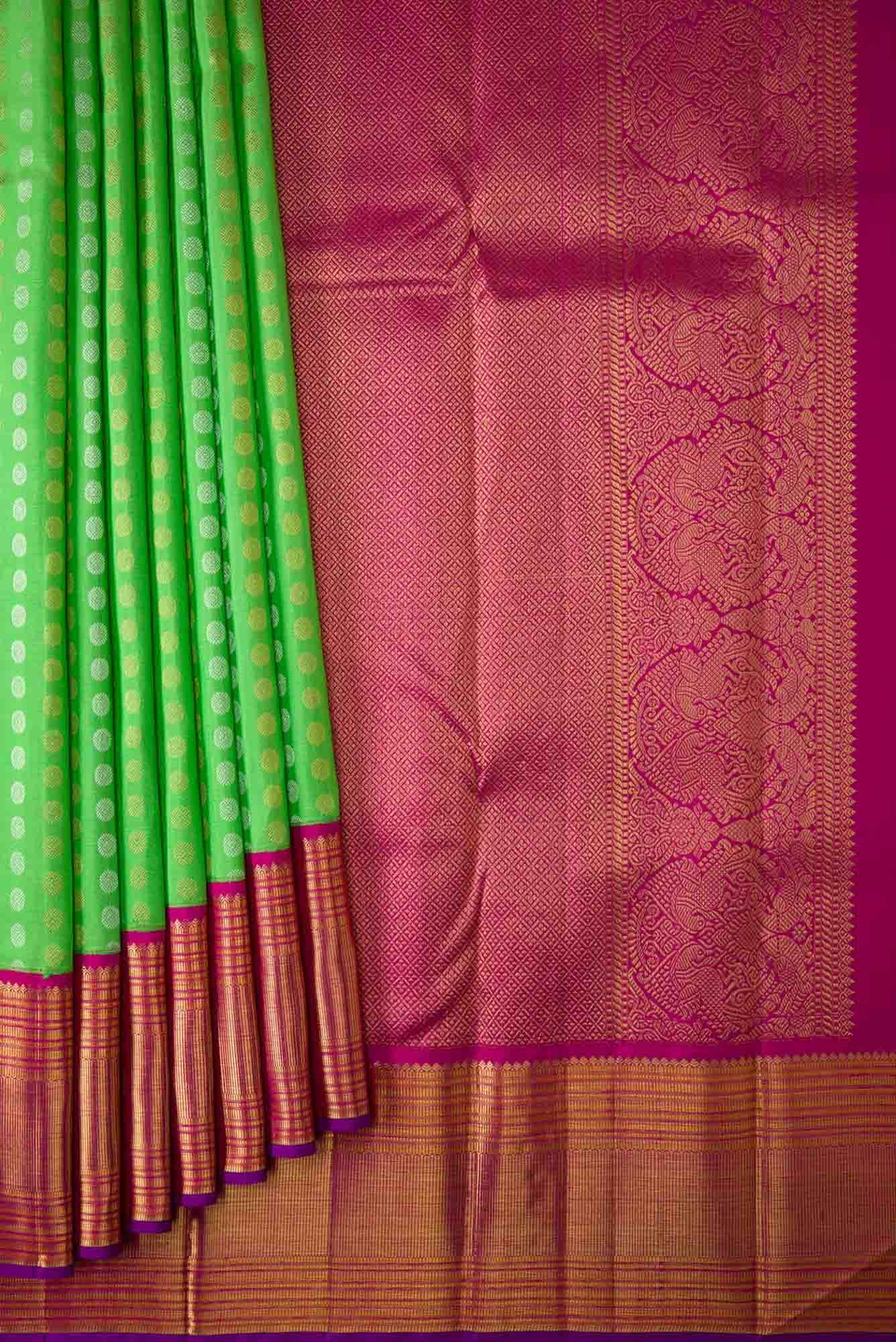 Pure Silk Pure Zari Parrot Green Dual Tone Kanjivaram Saree - Image 2