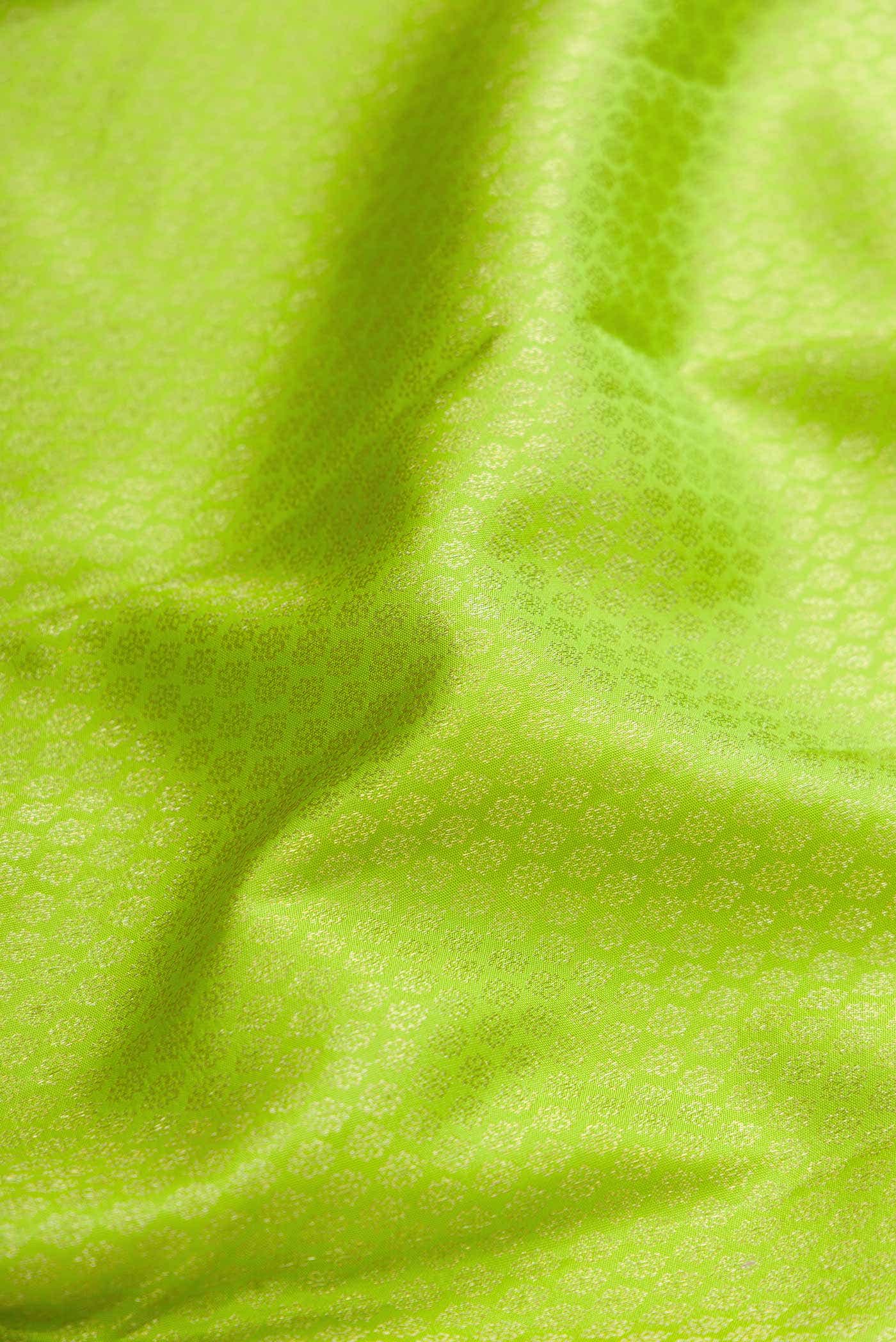 Parrot Green Kanchipuram Silk Saree - Image 9