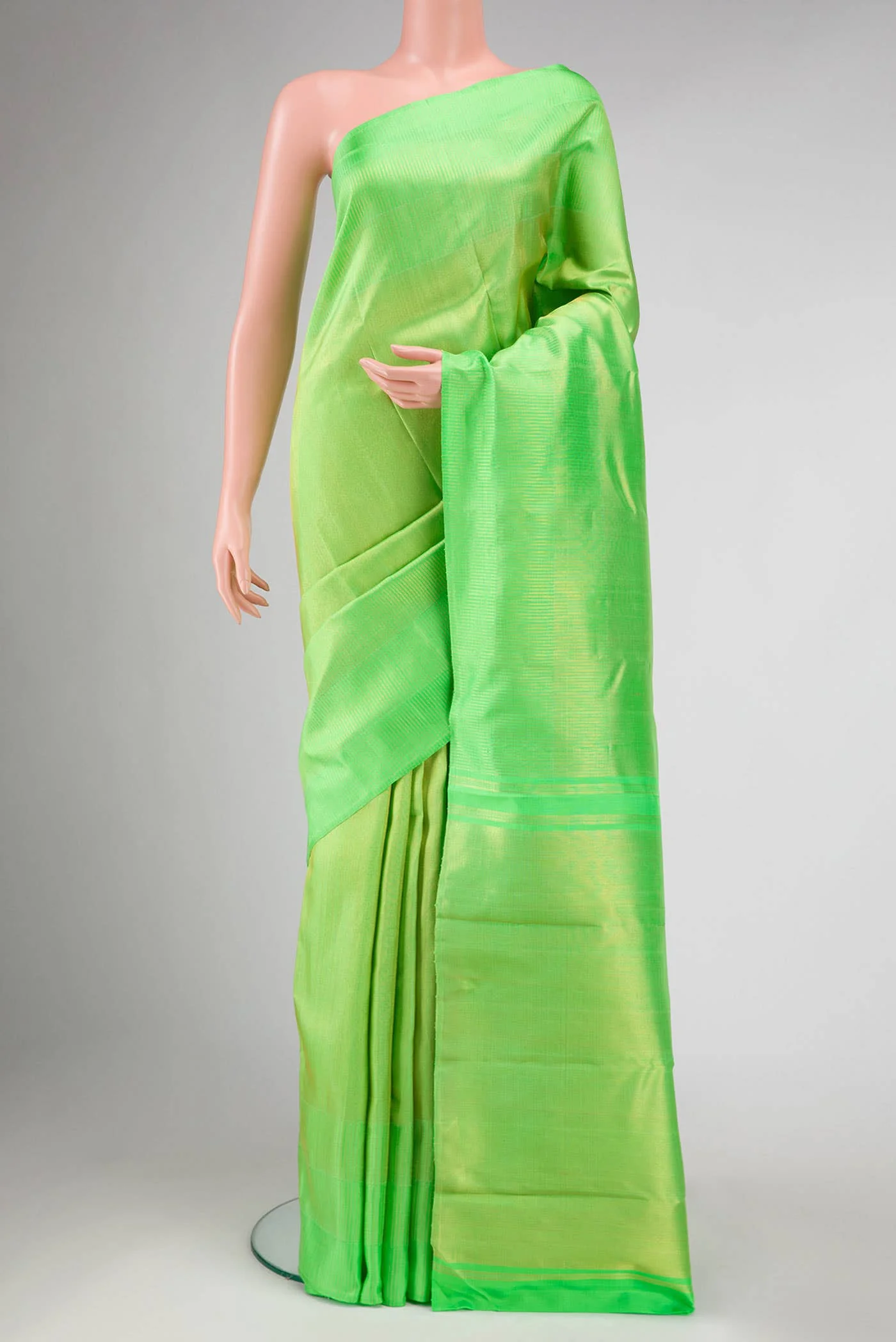 Parrot Green Kanchipuram Silk Saree