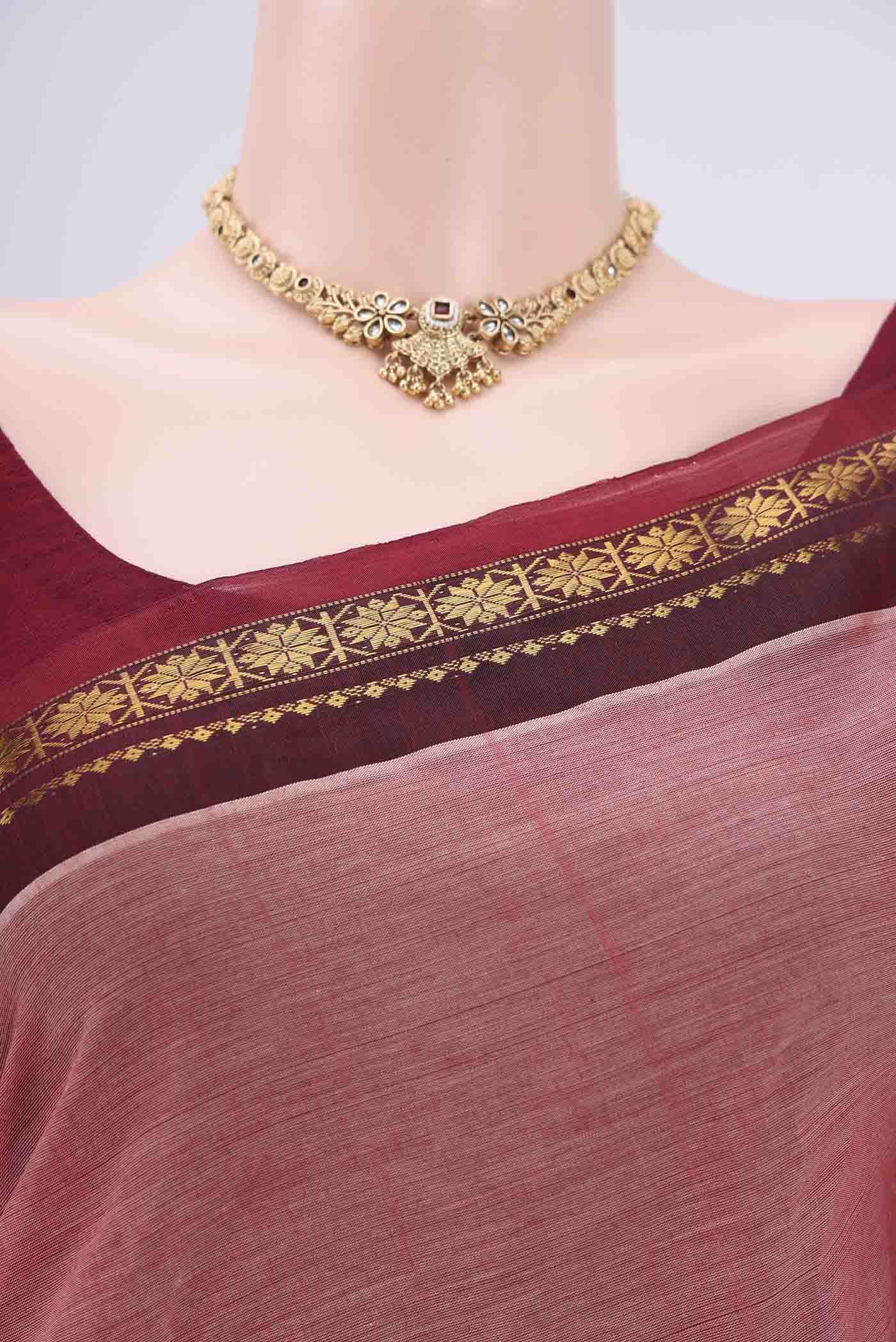 Coral Gadwal cotton Saree - Image 2