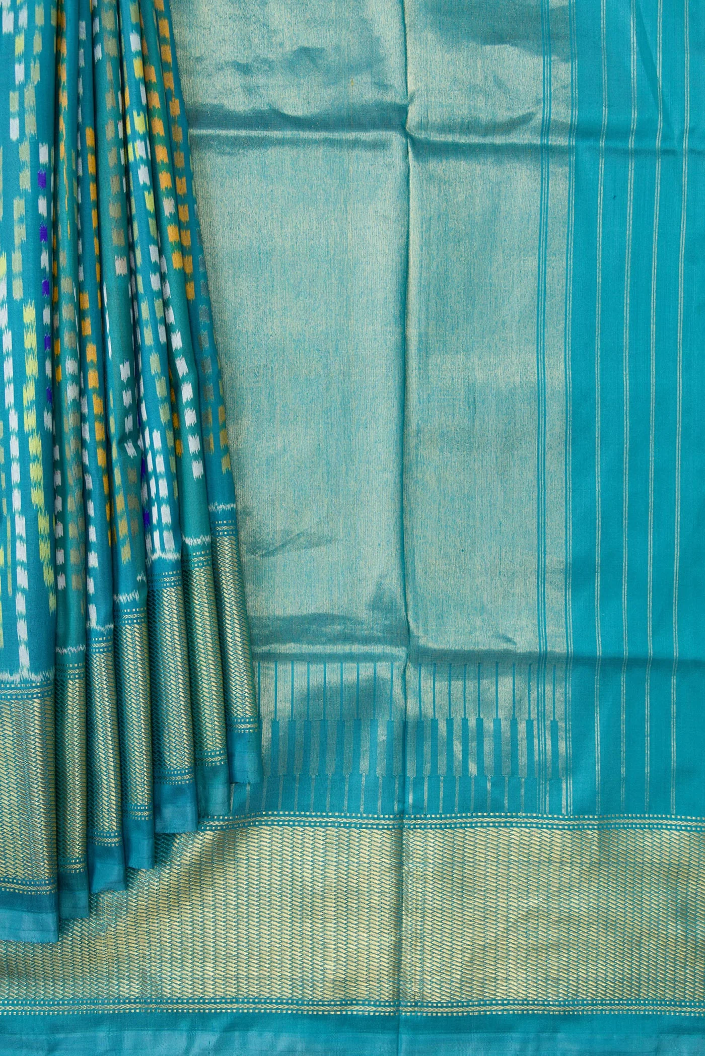 Peacock Blue Pochampally Silk Saree - Image 4