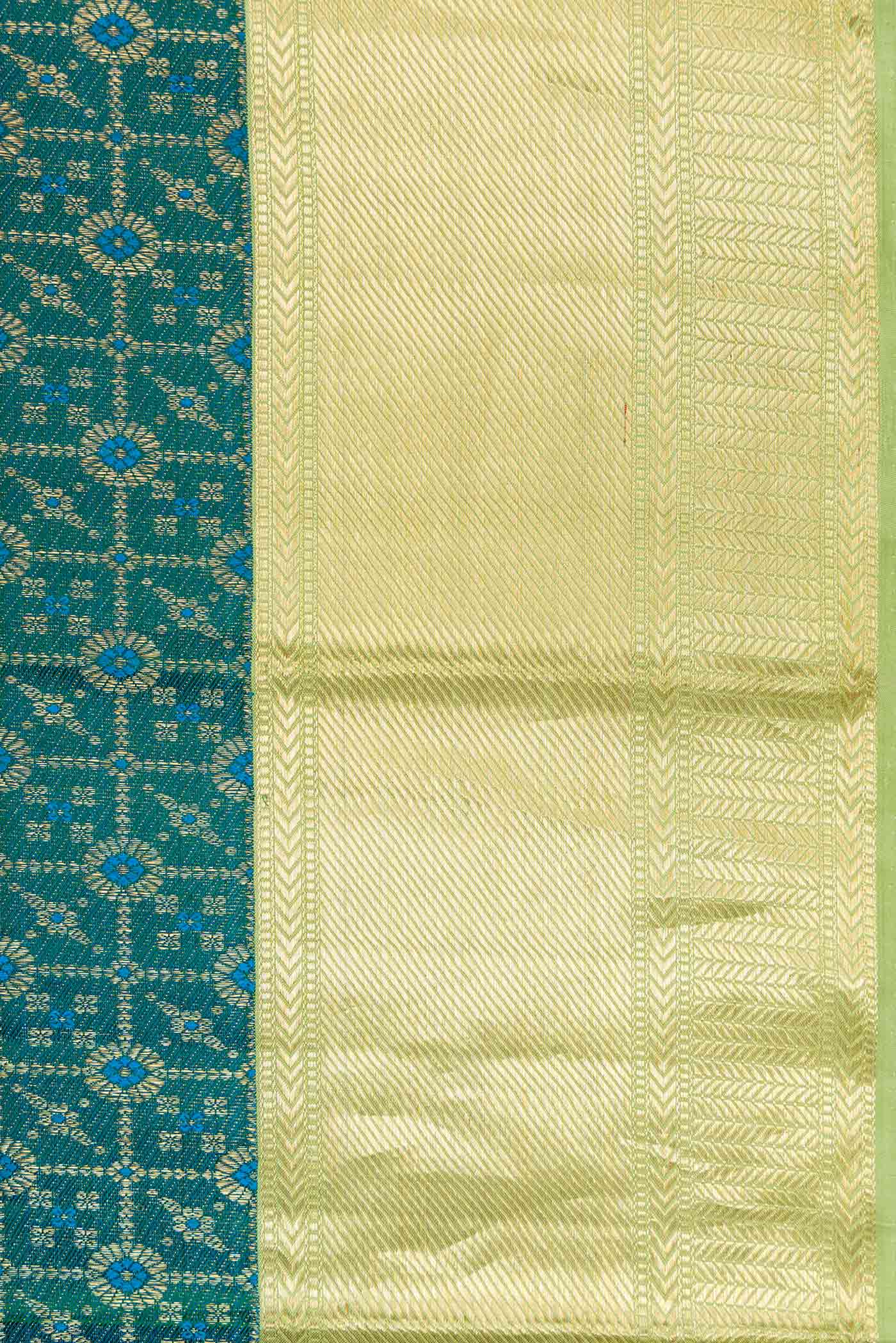 Peacock Blue Dual Tone Kanchipuram Silk Saree - Image 3