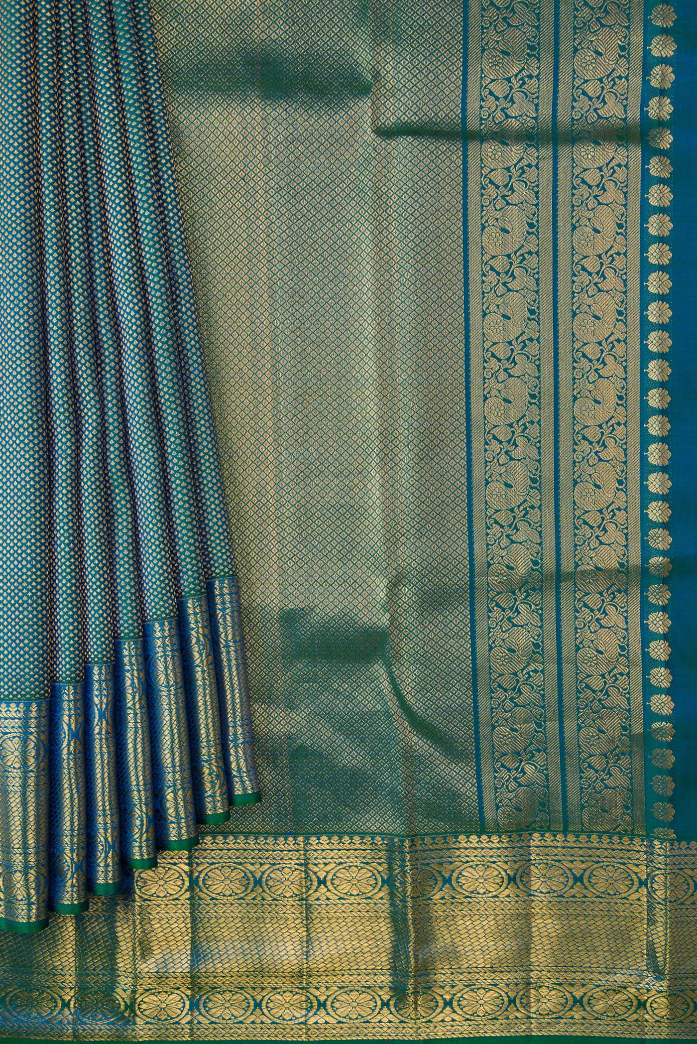 Peacock Blue Dual Tone Kanchipuram Silk Saree - Image 4
