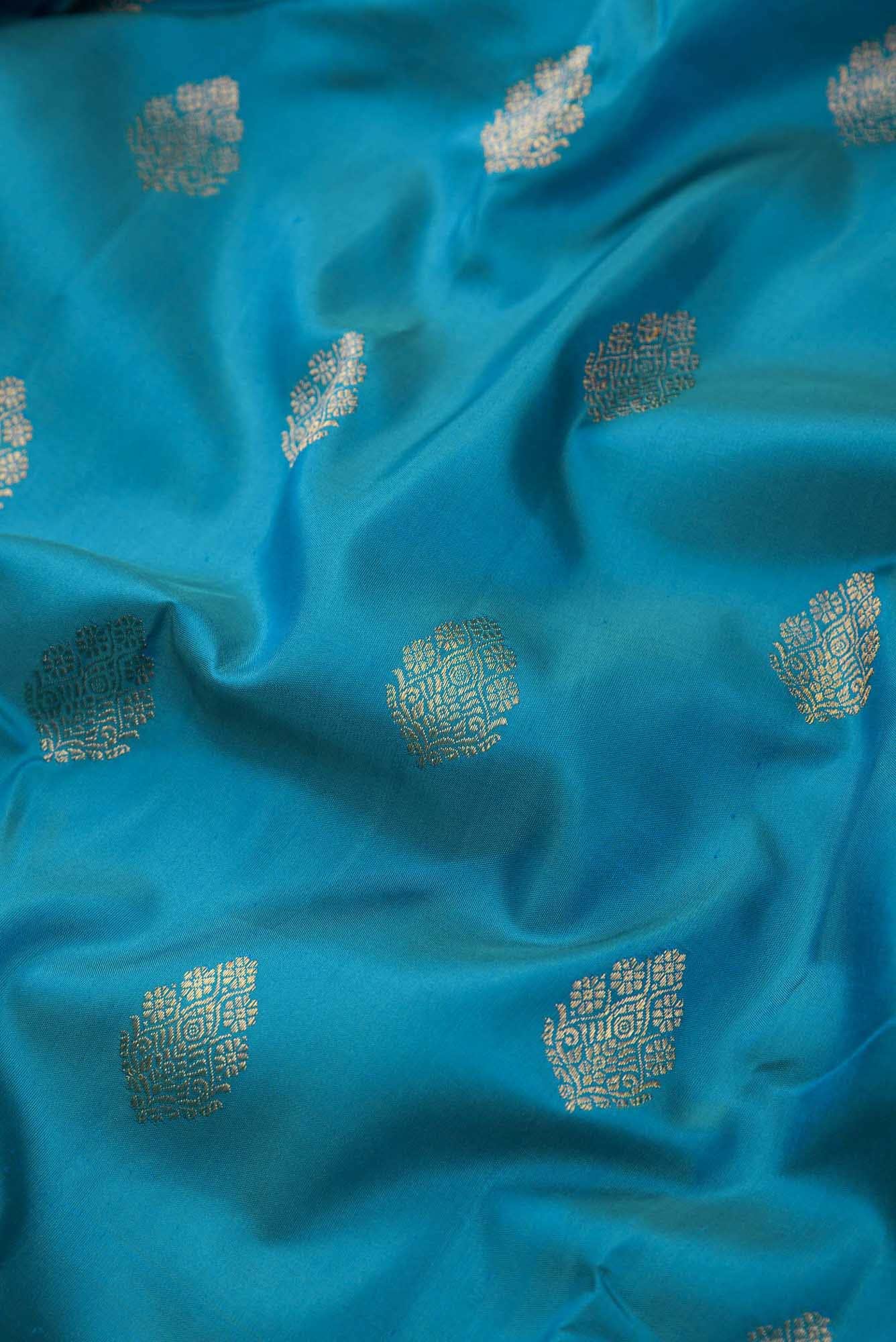 Pure Silk Pure Zari Peacock Blue Dual Tone Kanjivaram Saree - Image 3