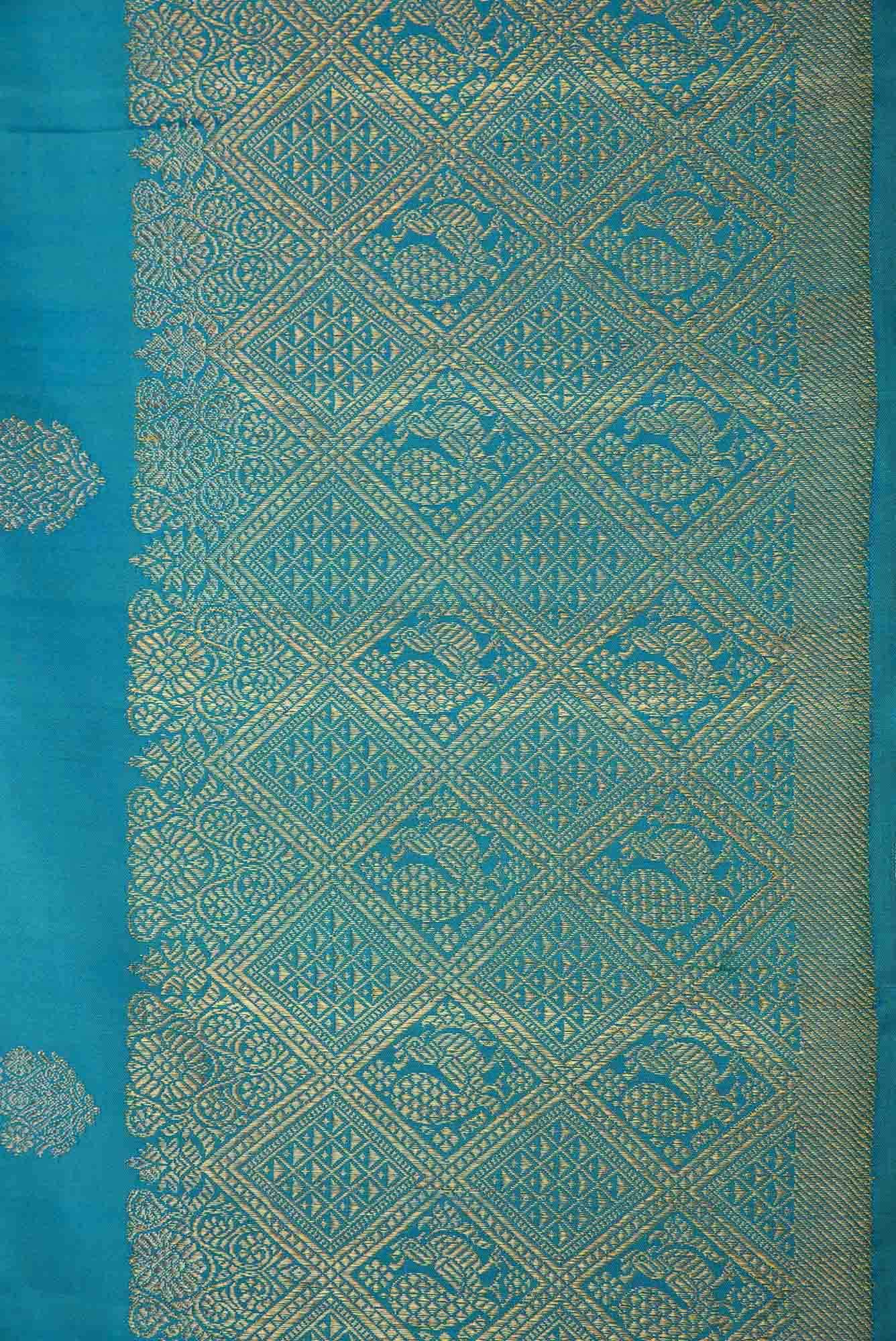 Pure Silk Pure Zari Peacock Blue Dual Tone Kanjivaram Saree - Image 5