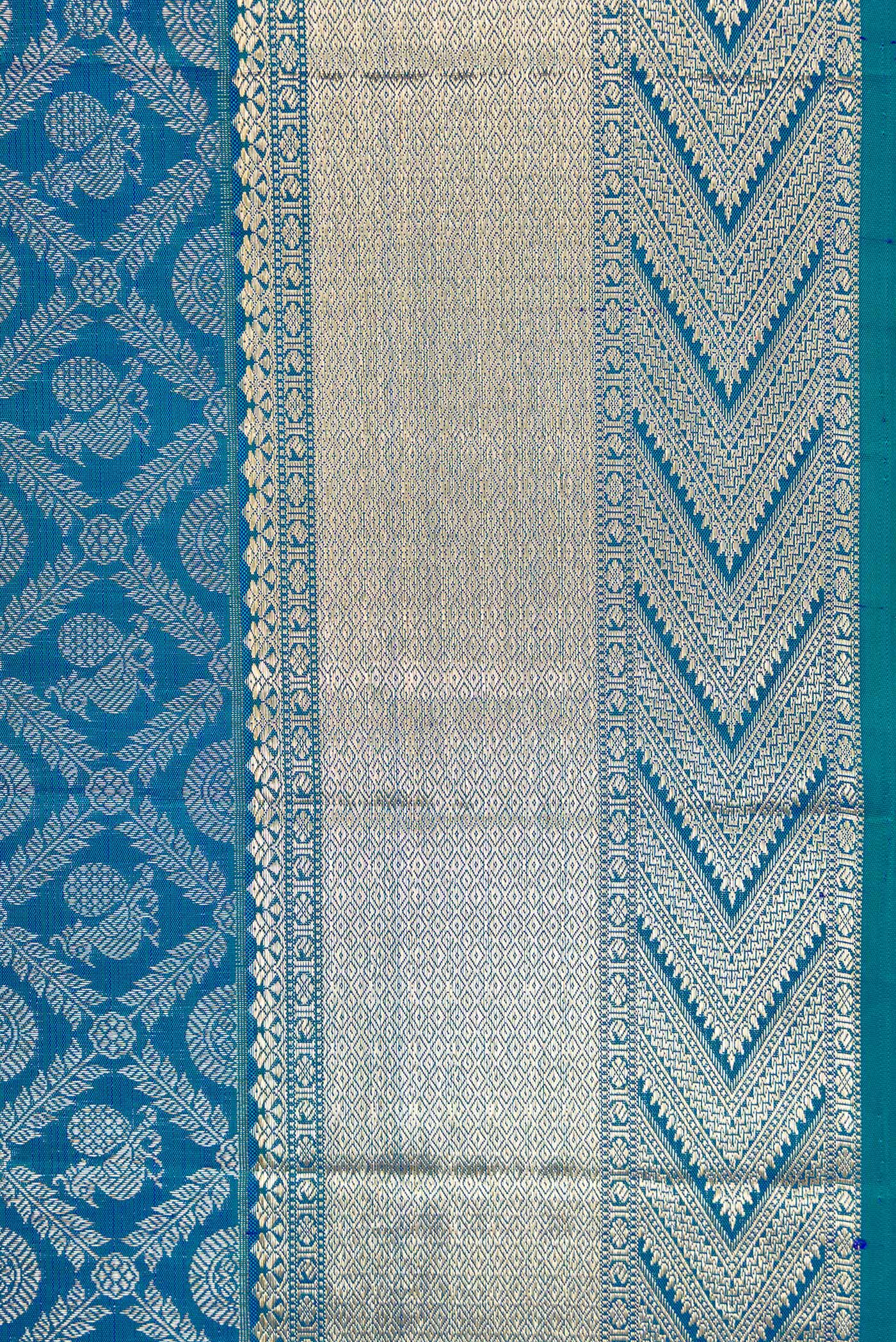Peacock Blue Dual Tone Kanchipuram Silk Saree - Image 3