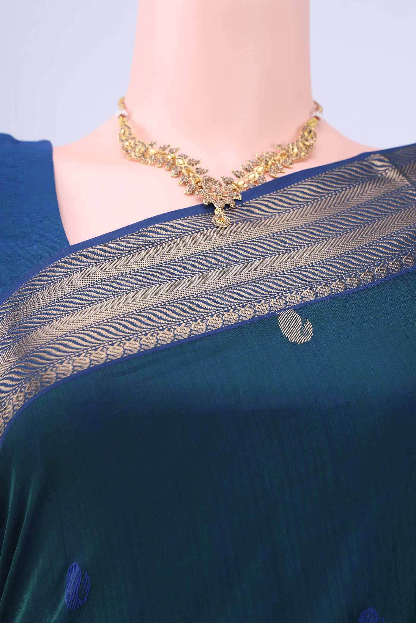 Peacock Blue Maheshwari Silk Saree - Image 3