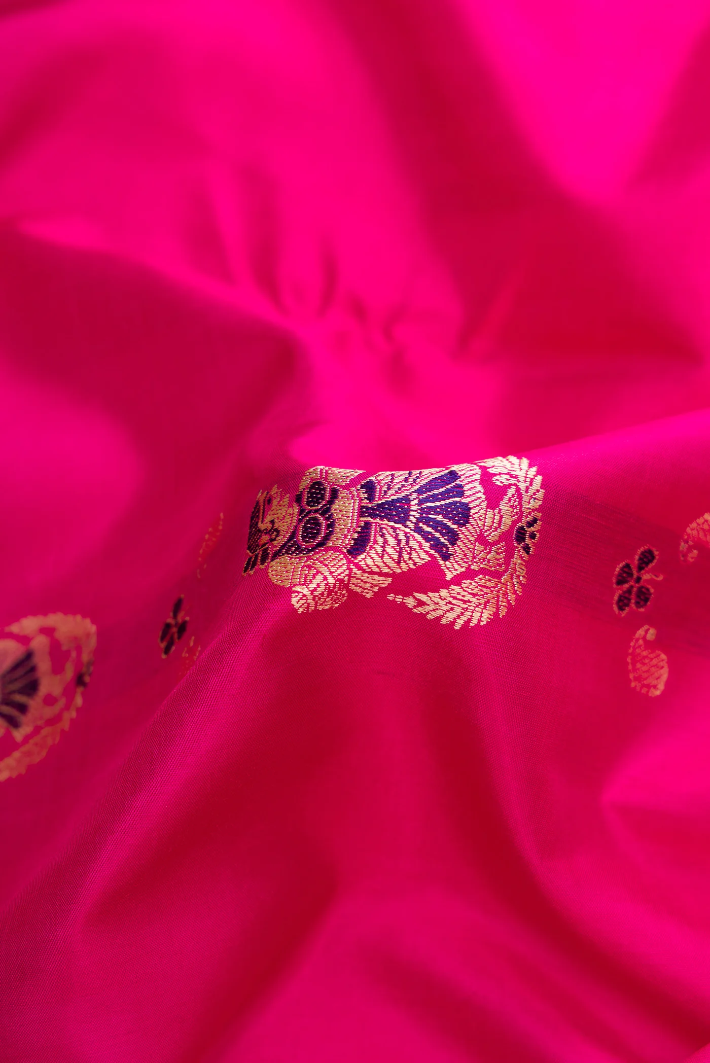Pink Baluchari Silk Saree - Image 2