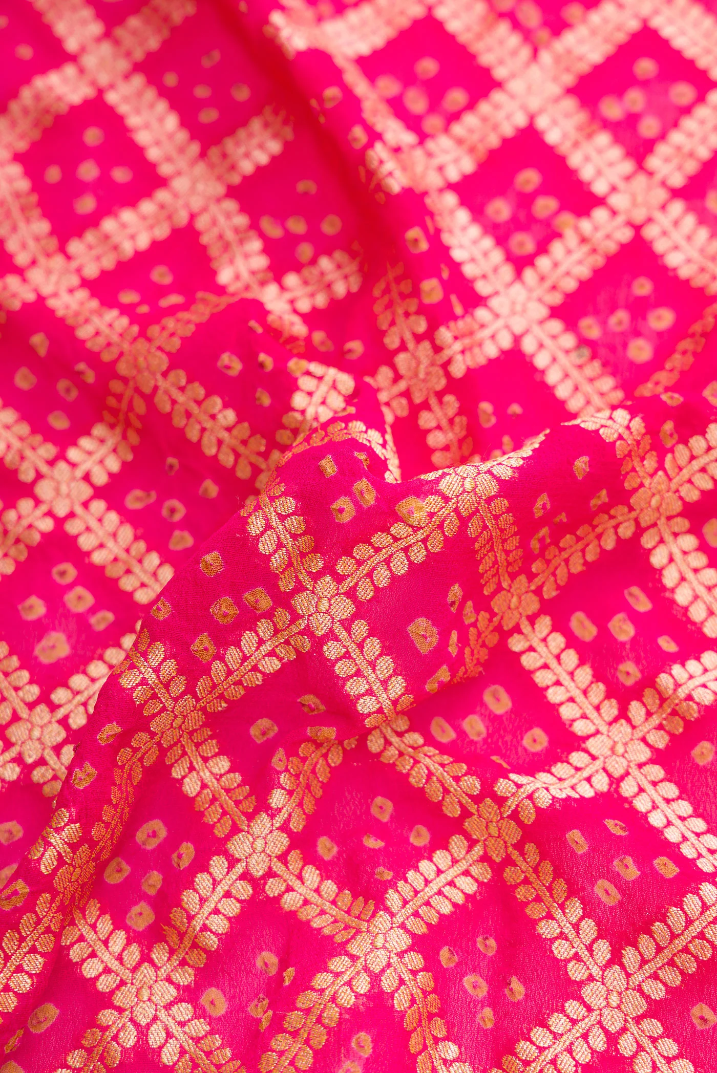Pink Banarasi Georgette Saree - Image 2