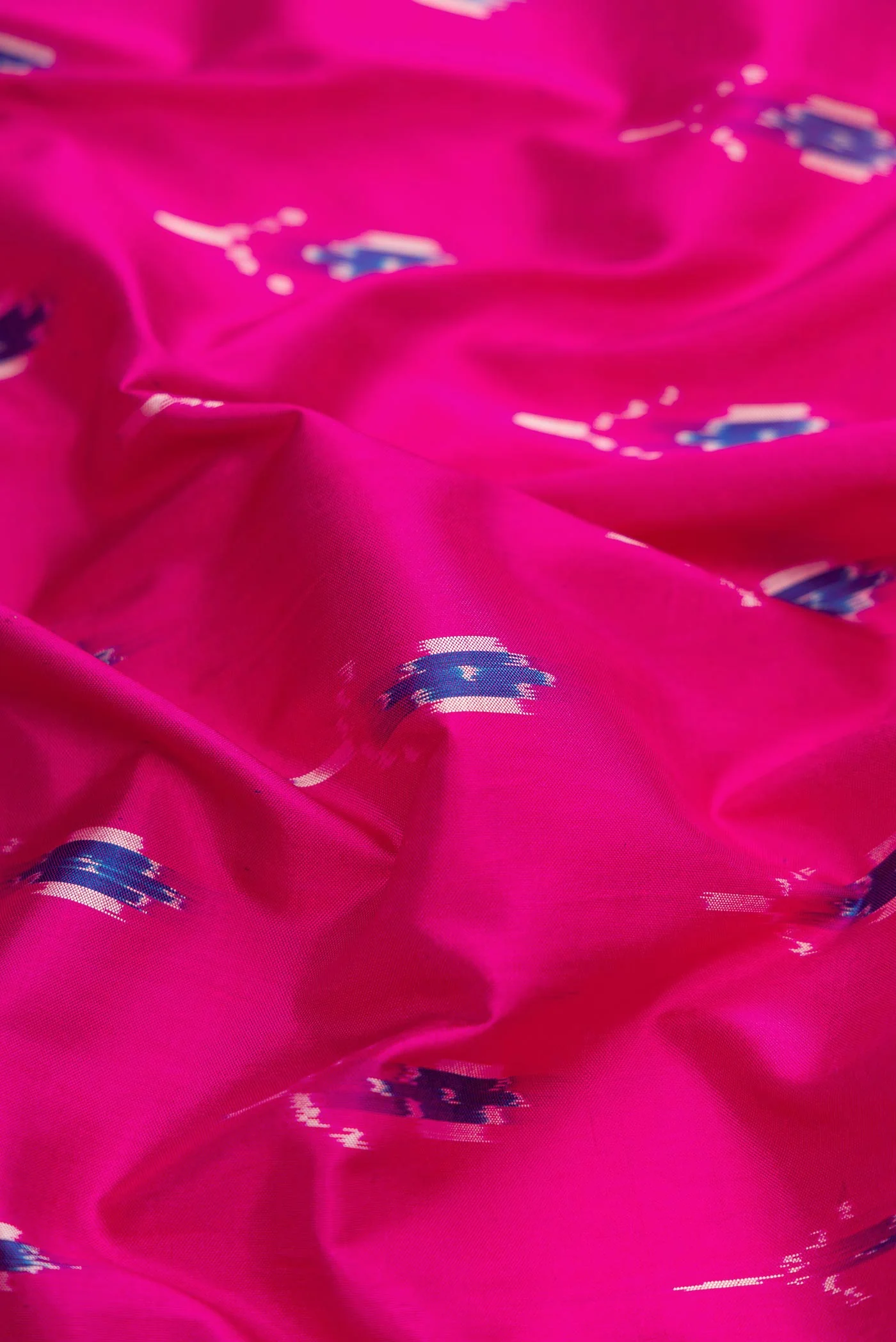 Pink Pochampally Silk Saree - Image 2