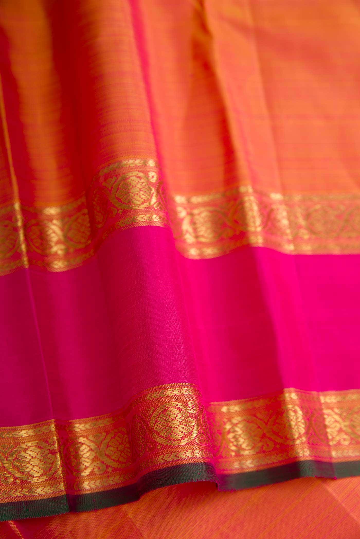 Pure Silk Pure Zari Pink Dual Tone Kanjivaram Saree - Image 6