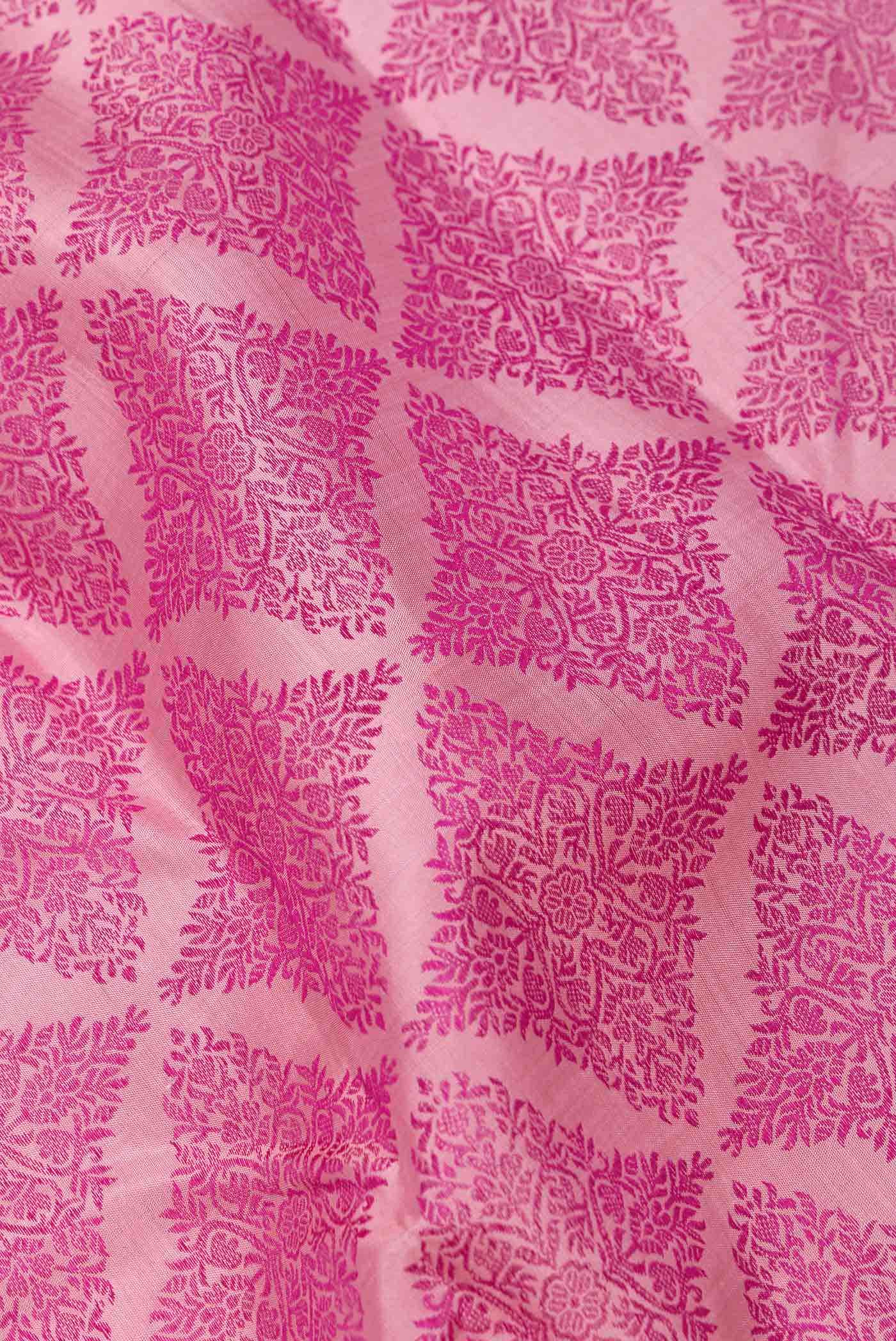 Pure Silk Pure Zari Pink Dual Tone Kanjivaram Saree - Image 3