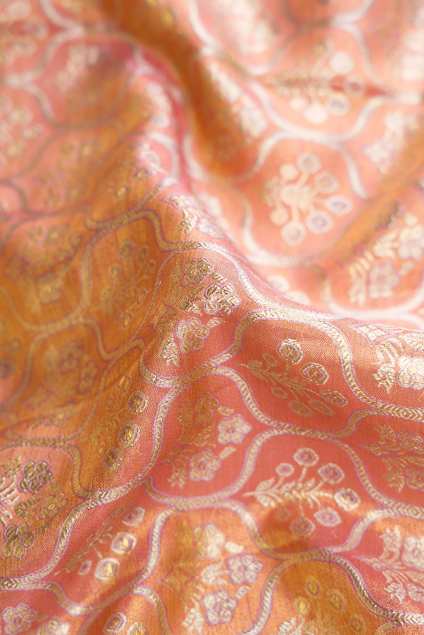 Pink with Gold Color Kanjivaram Tissue Silk Saree - Image 2