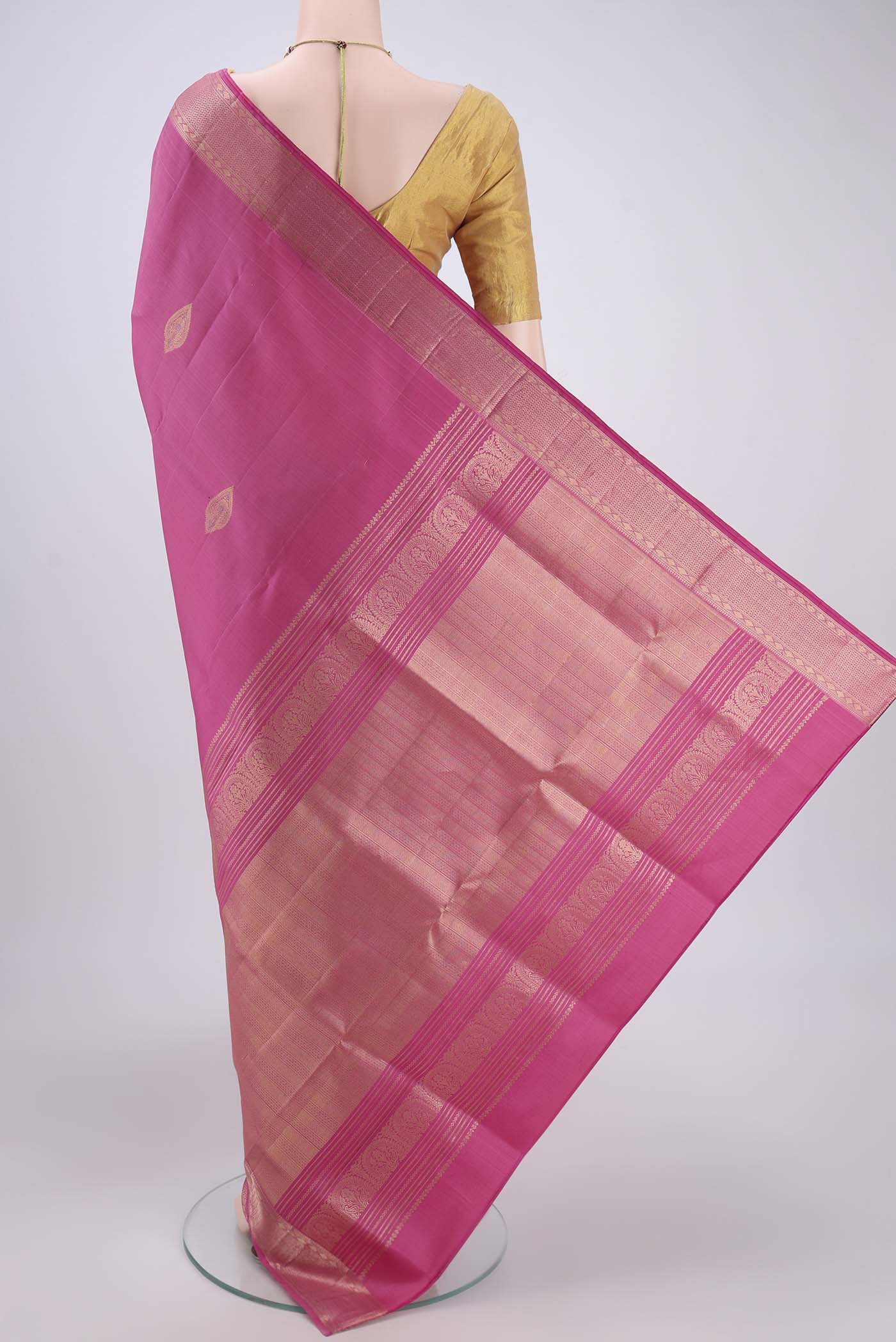 Rose pink Soft Silk Saree - Image 3