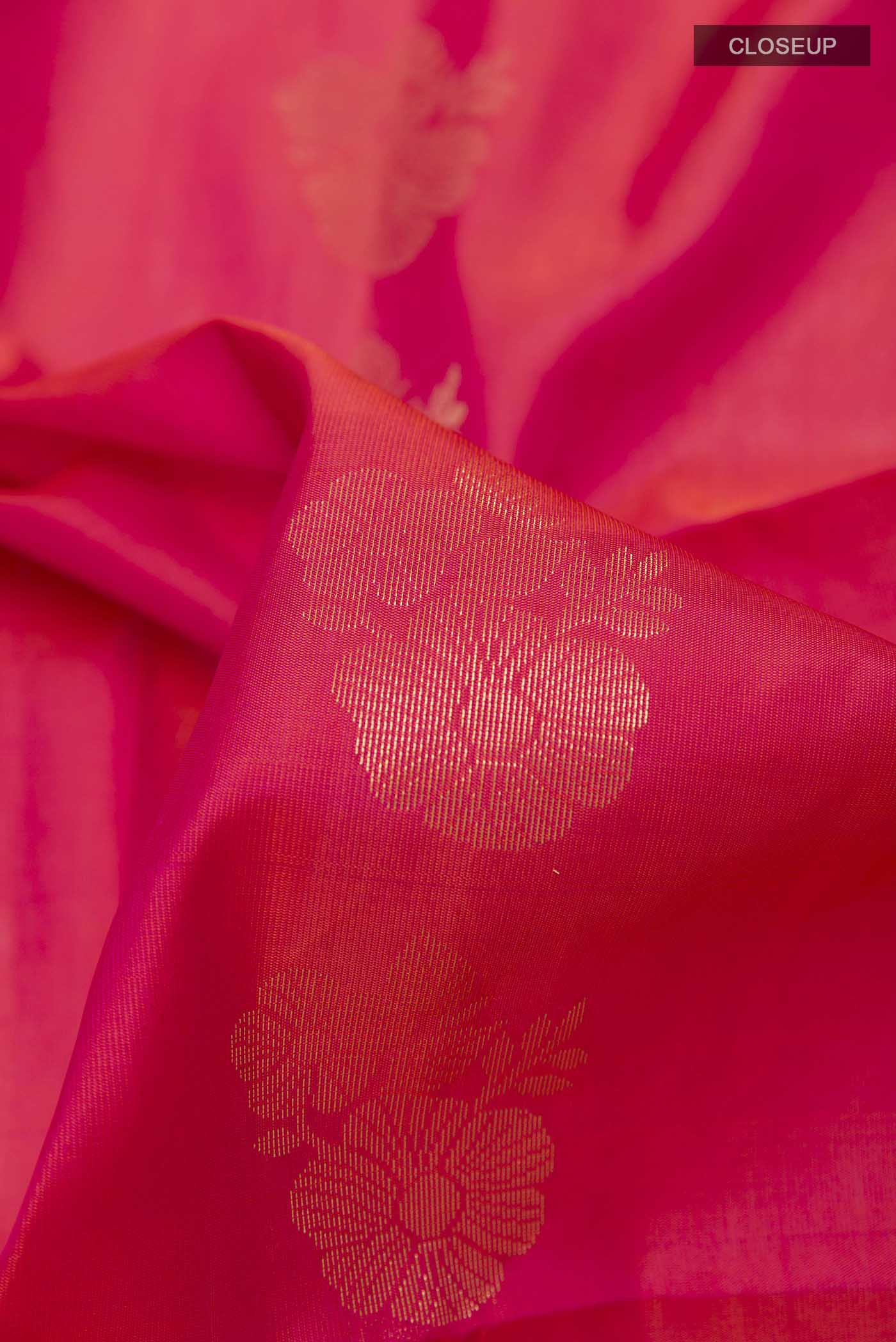Pink Dual Tone Soft Silk Saree - Image 2
