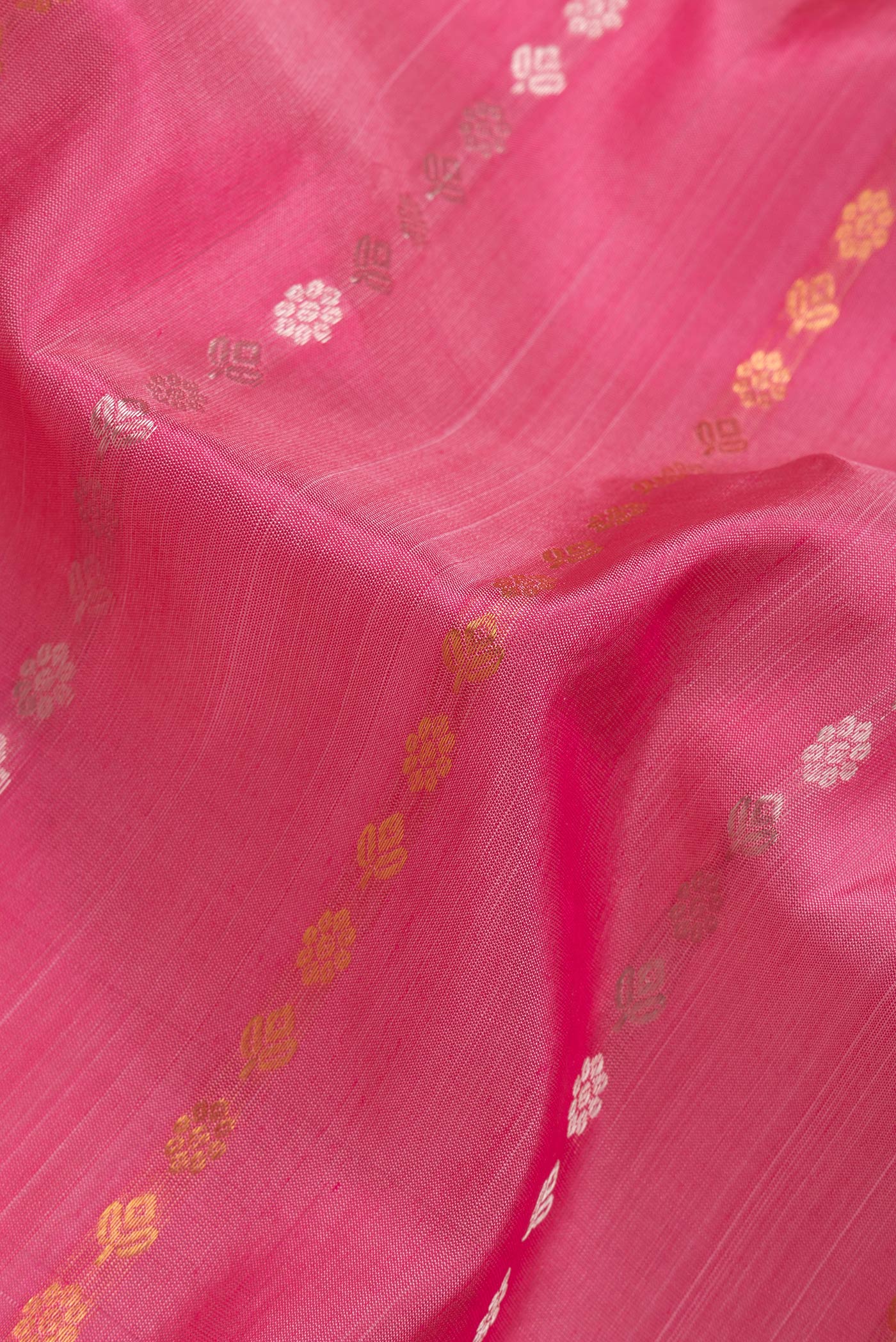 Pink Uppada Silk Saree - Image 2