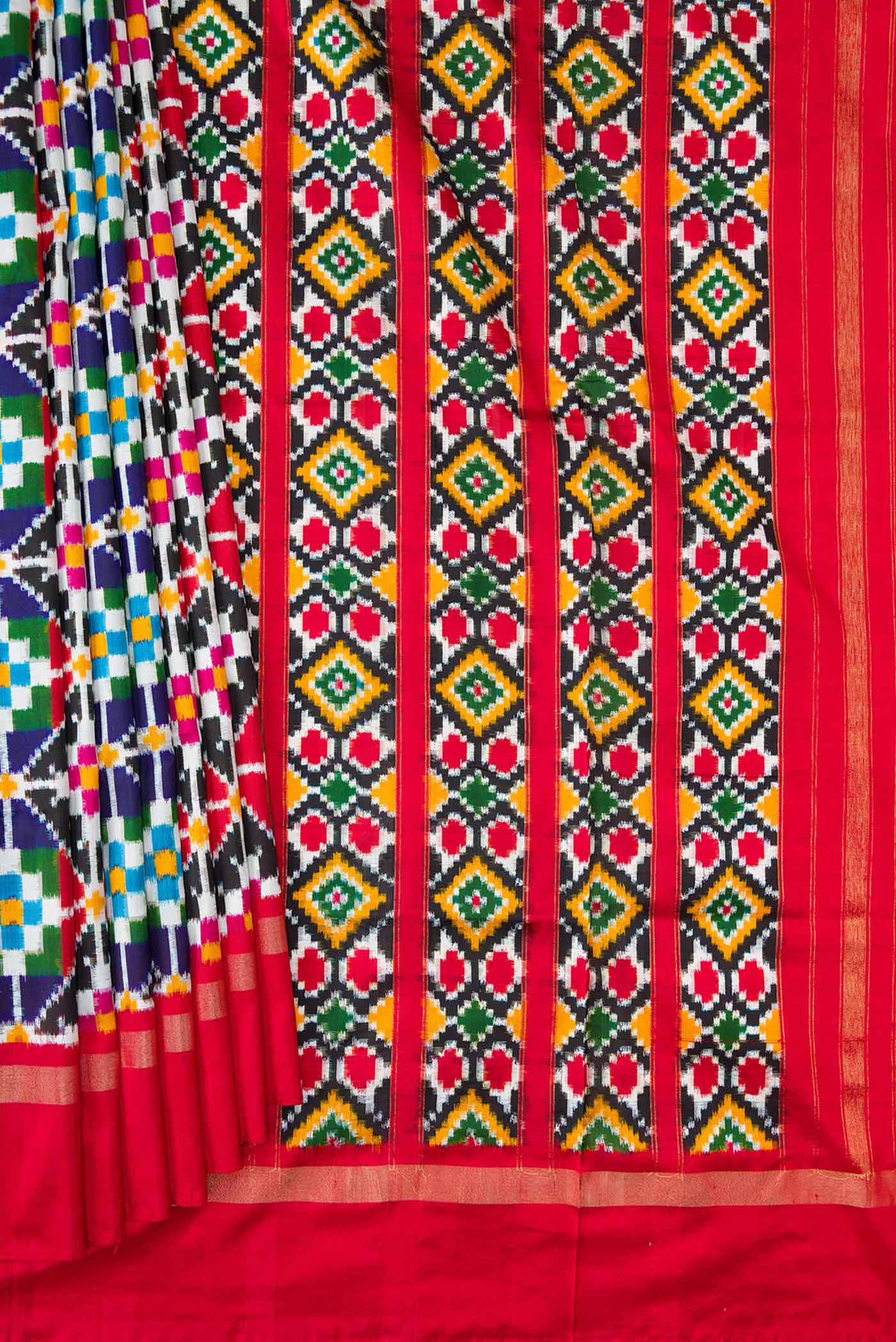 Multi Color Pochampally Silk Saree - Image 4