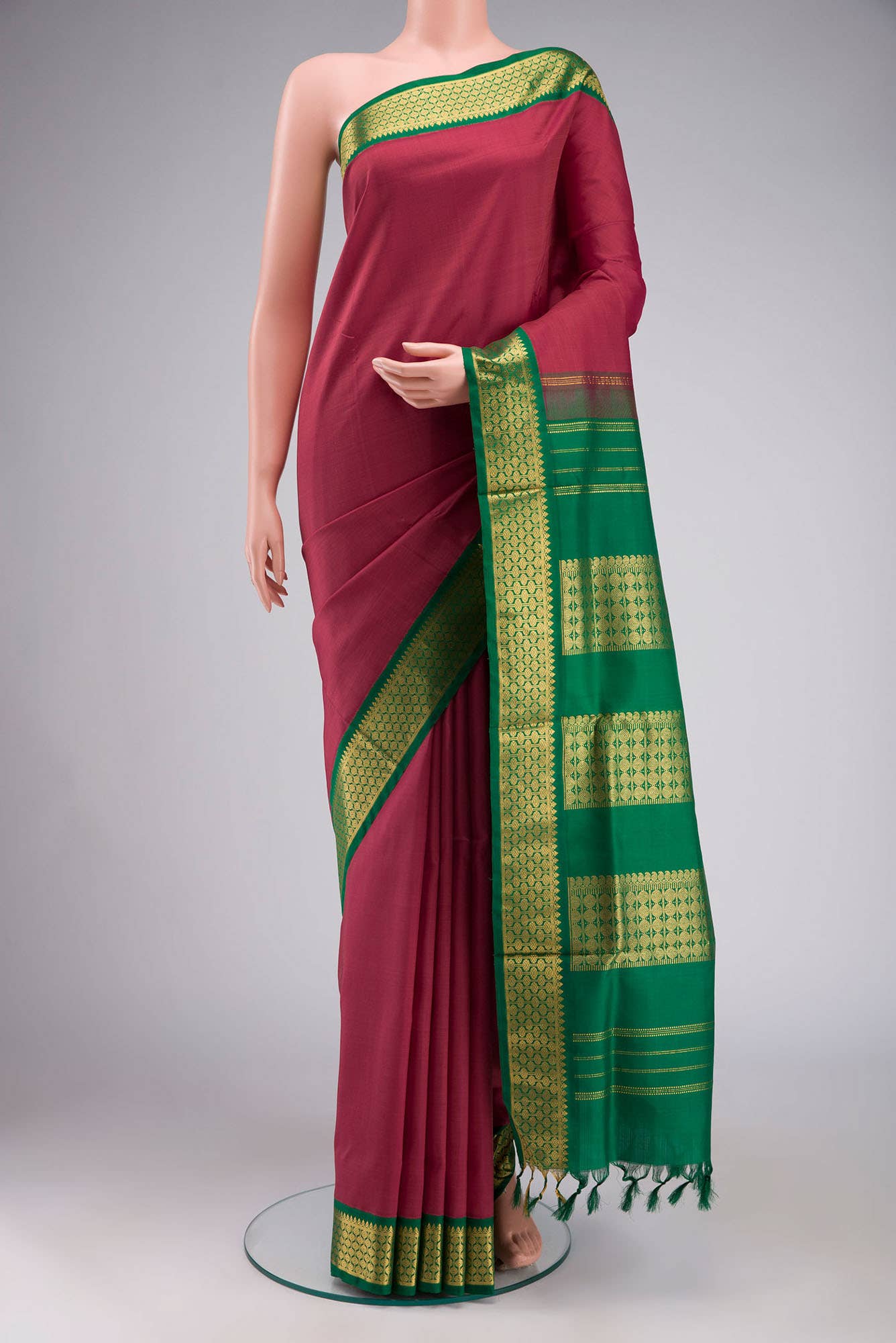 Pure Silk Pure Zari Pink Kanjivaram Nine Yards Saree - Image 6