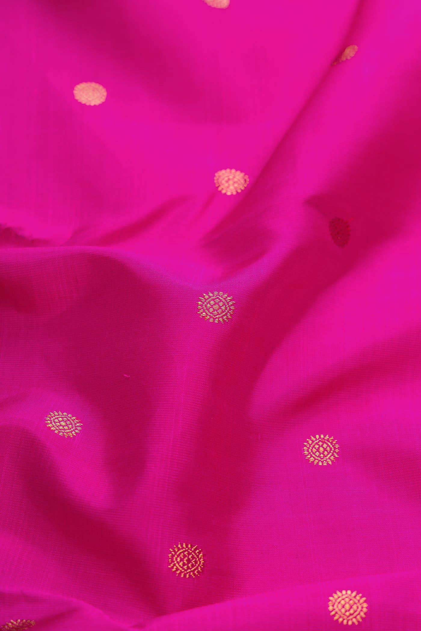 Pure Silk Pure Zari Pink Kanchipuram Saree - Image 3