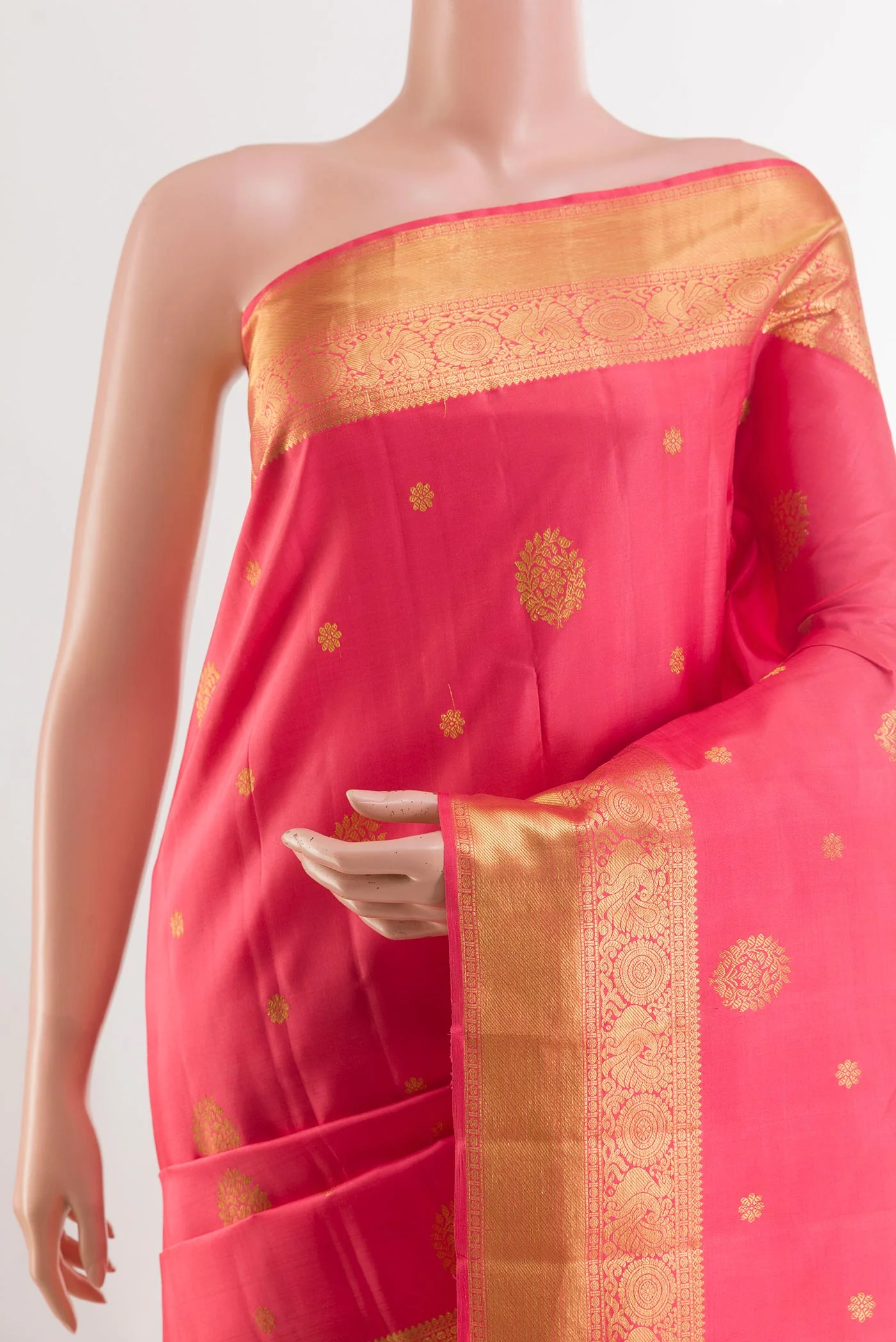 Coral Kanjivaram Silk Saree - Image 2