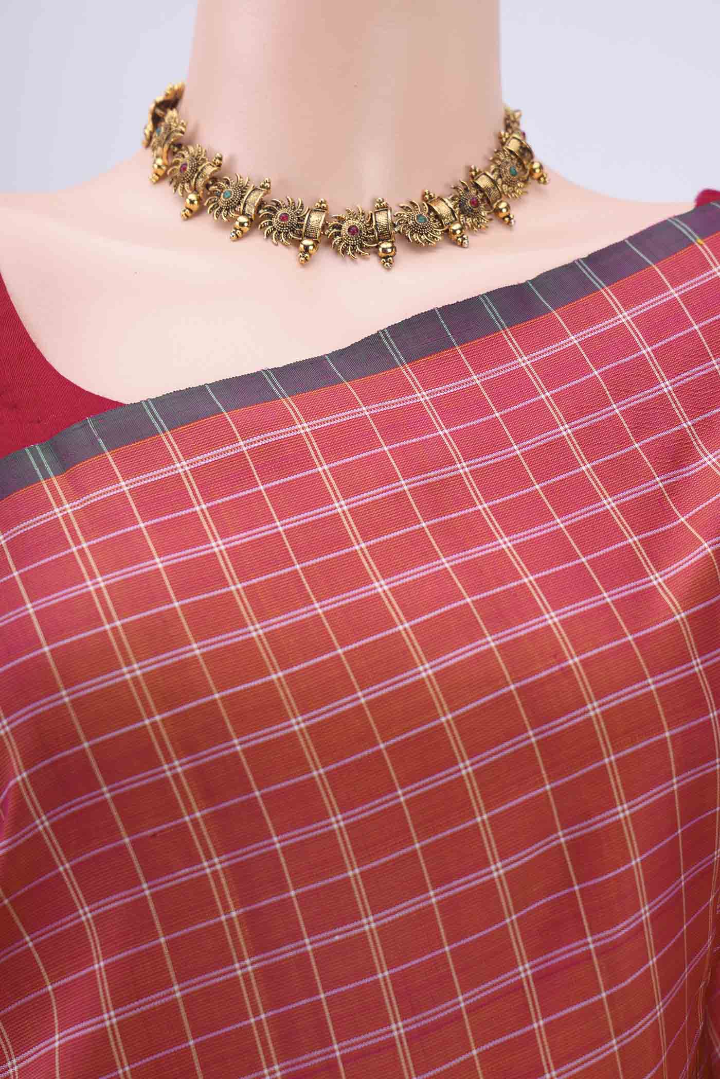 Pink with Orange Color Kanchipuram Silk Saree - Image 2