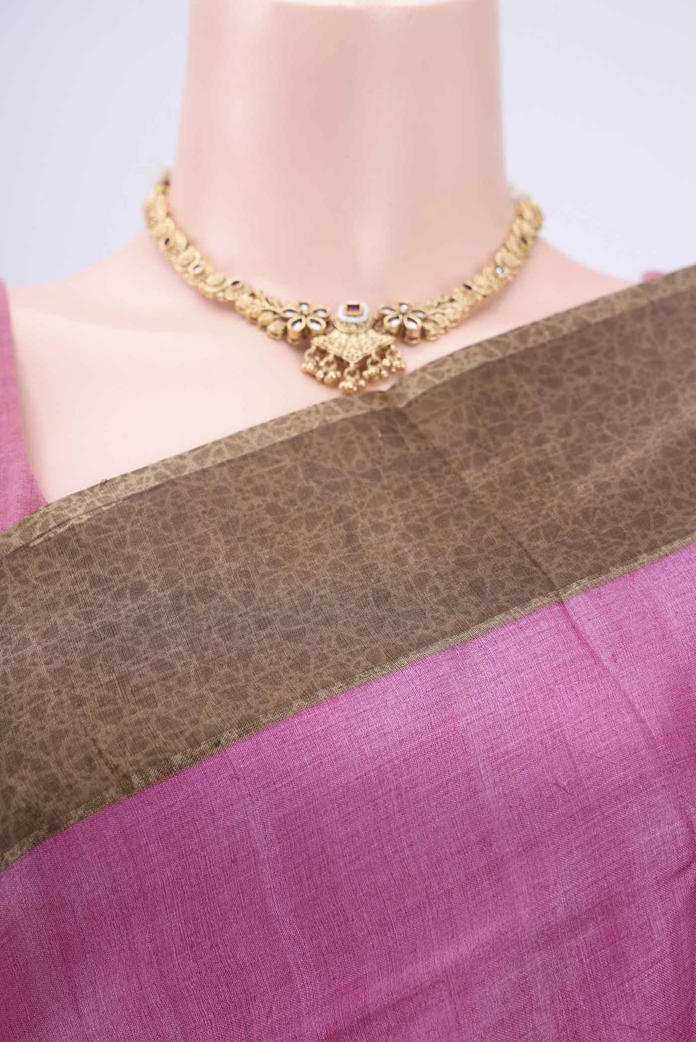 Pink Printed Silk Saree - Image 2