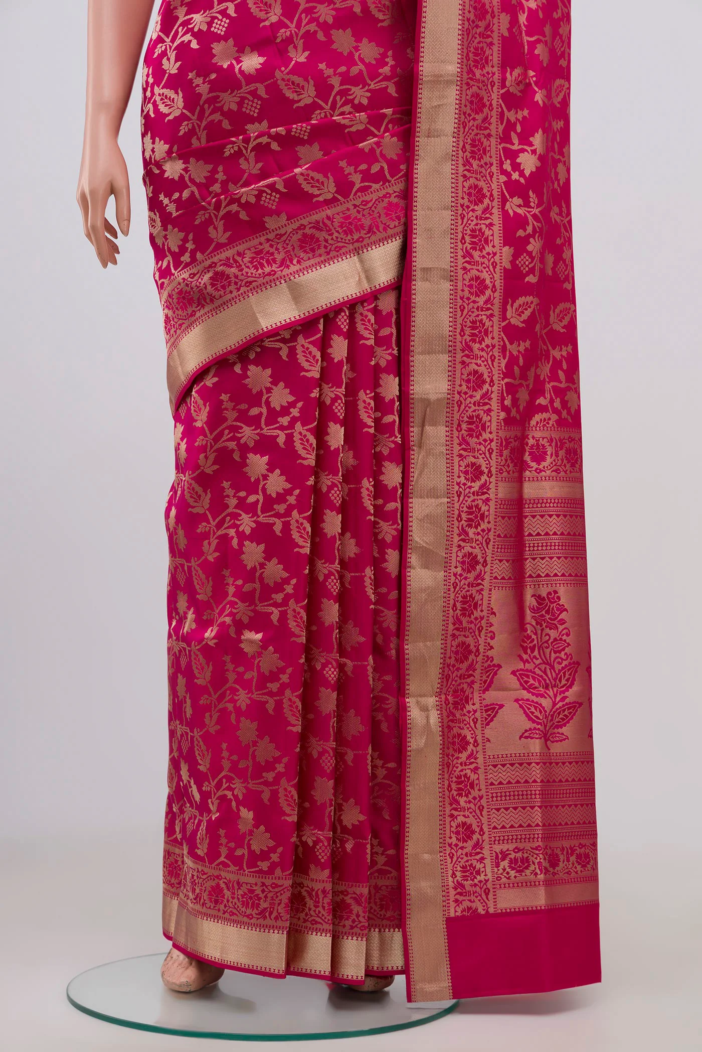 Pink Soft Silk Saree - Image 3