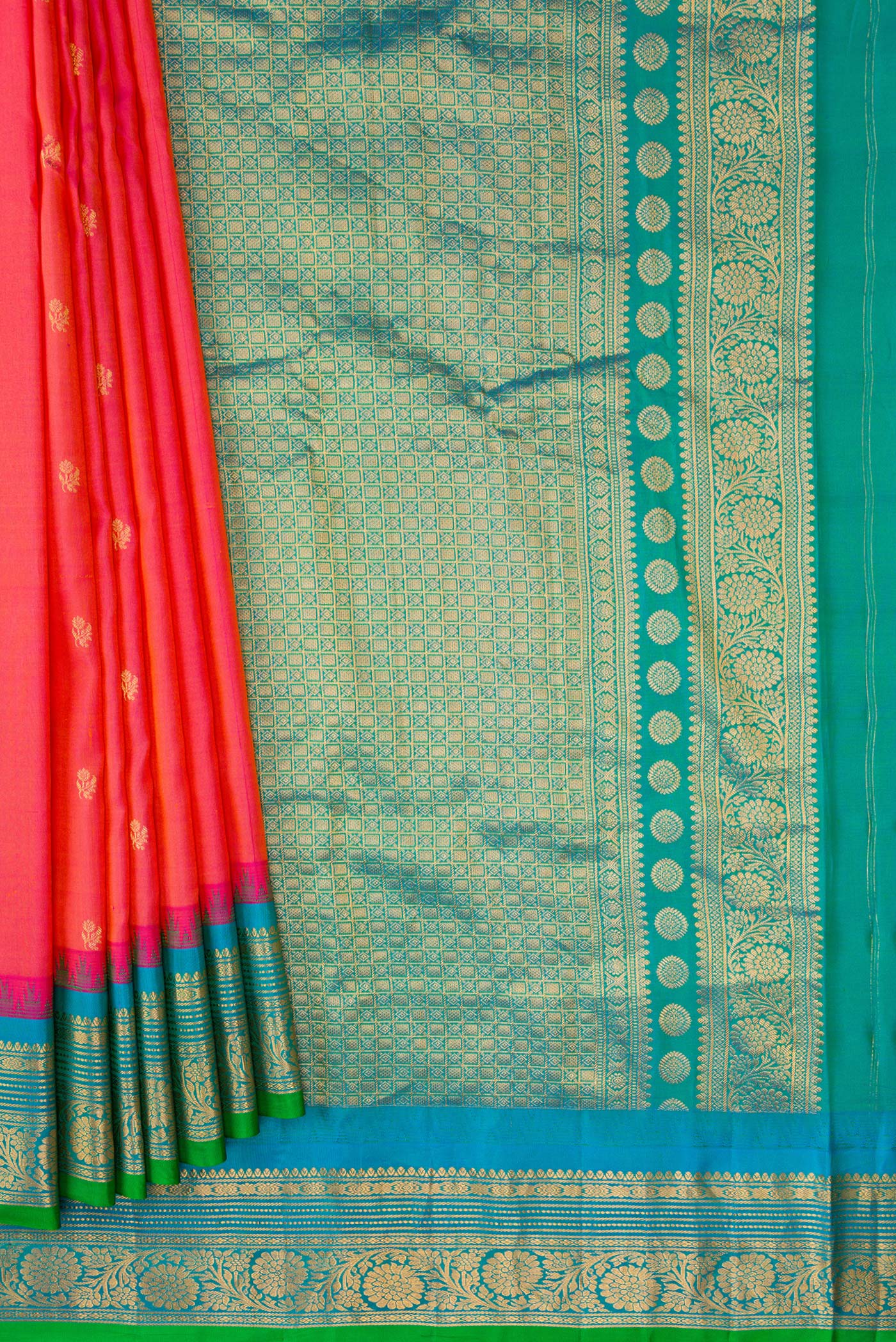 Pink with Orange Color Gadwal Silk Saree - Image 4
