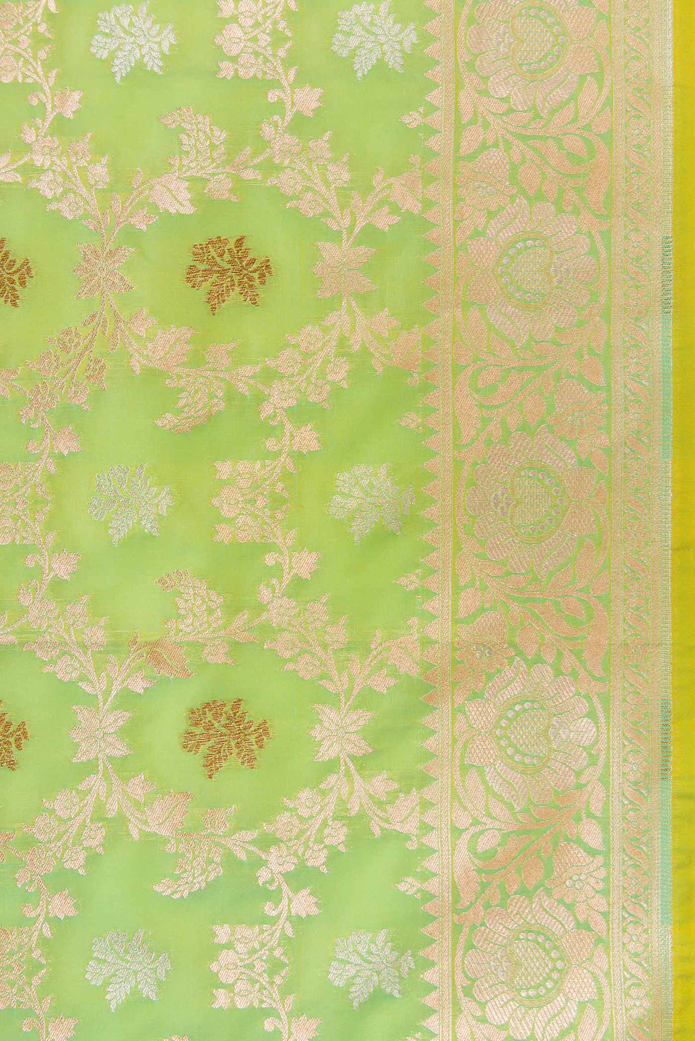 Pista Green Dual Tone Blended Banarasi Silk Saree - Image 3