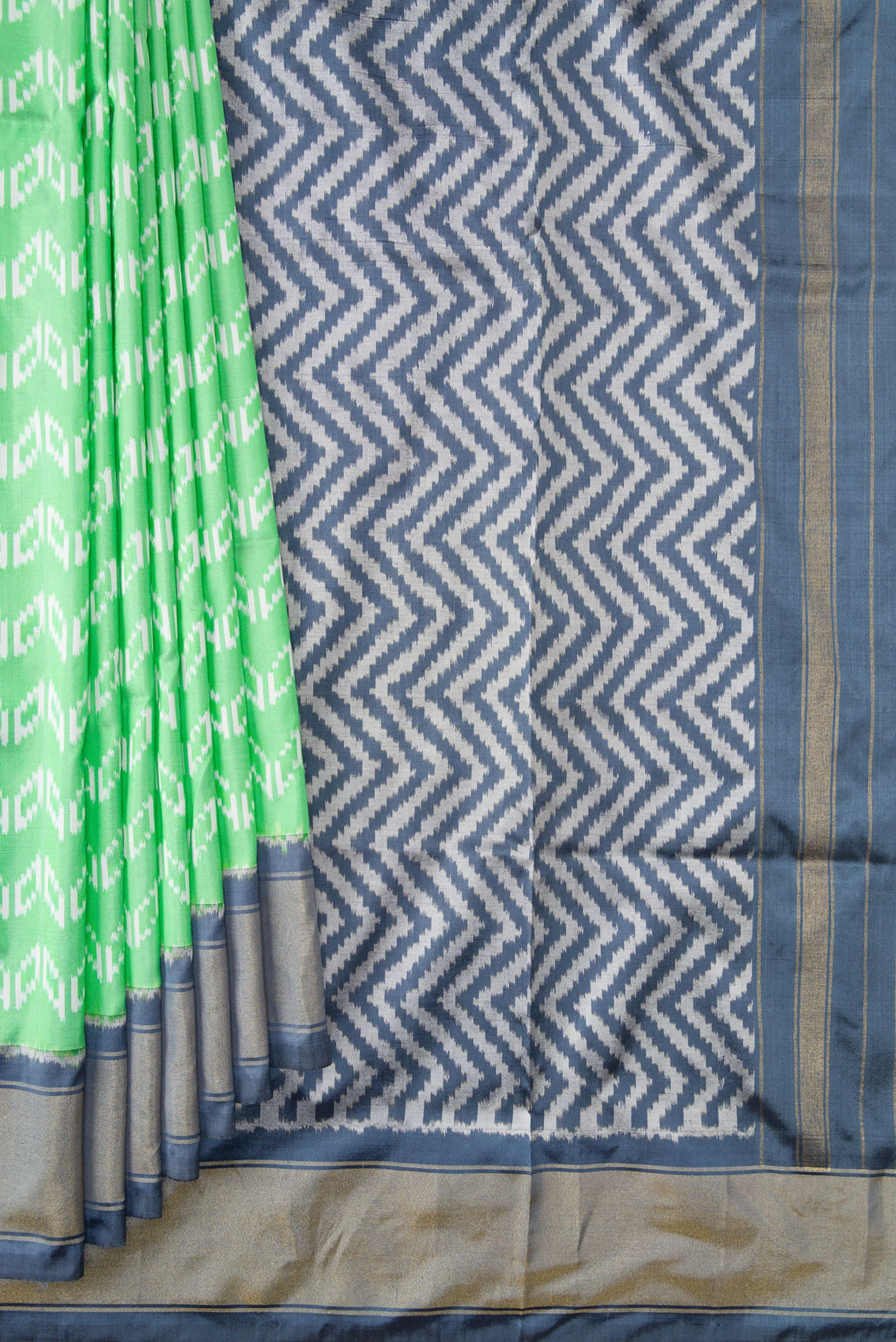 Pista Green Pochampally Silk Saree - Image 4