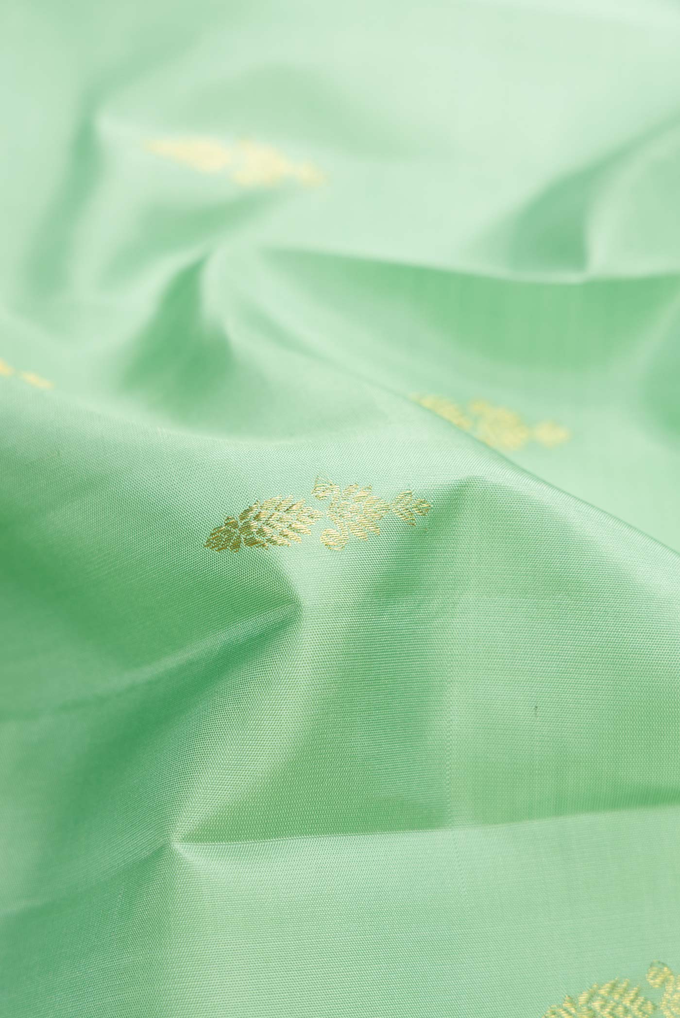 Pista Green Kanjivaram Silk Saree - Image 2