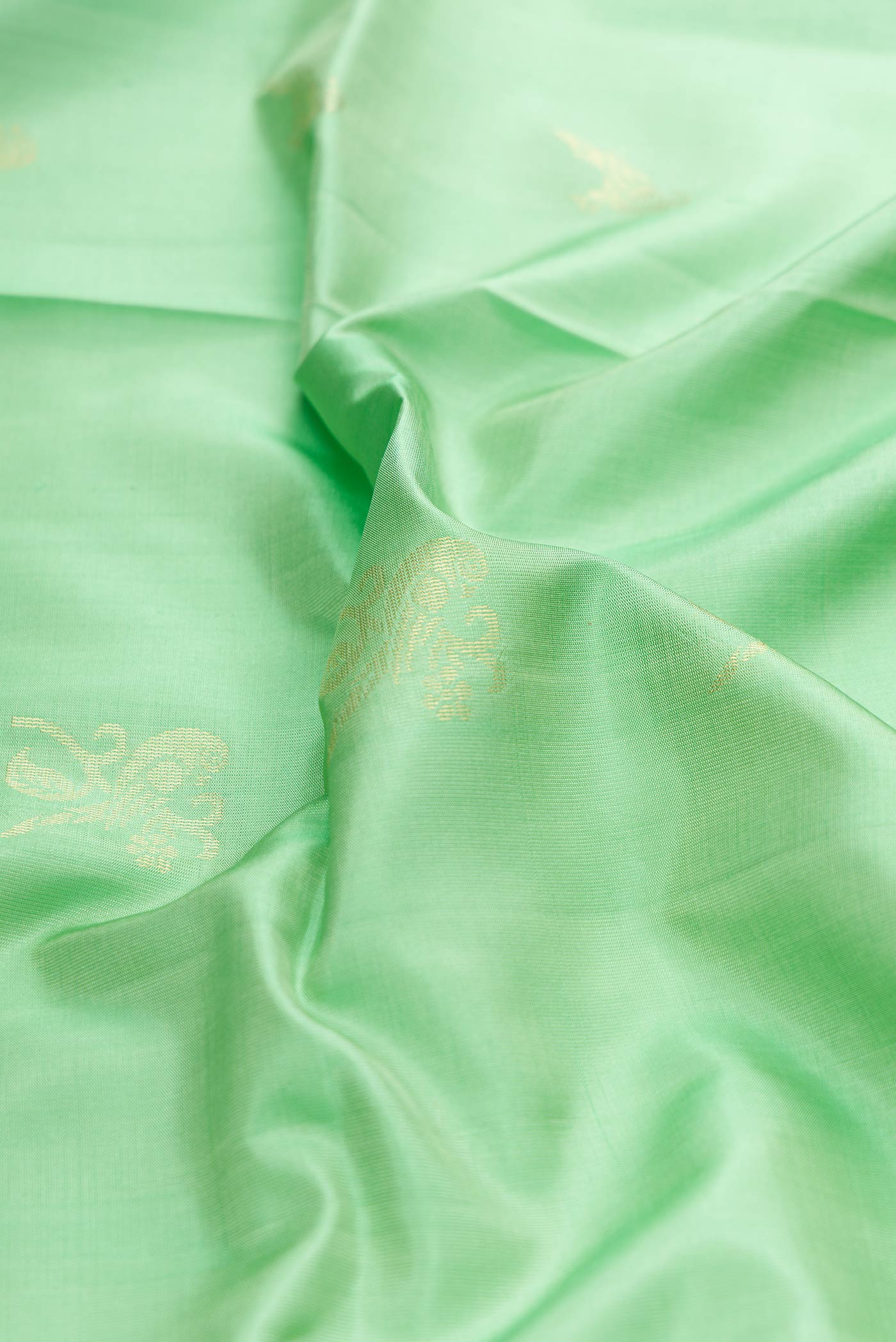 Pista Green Dual Tone Soft Silk Saree - Image 2