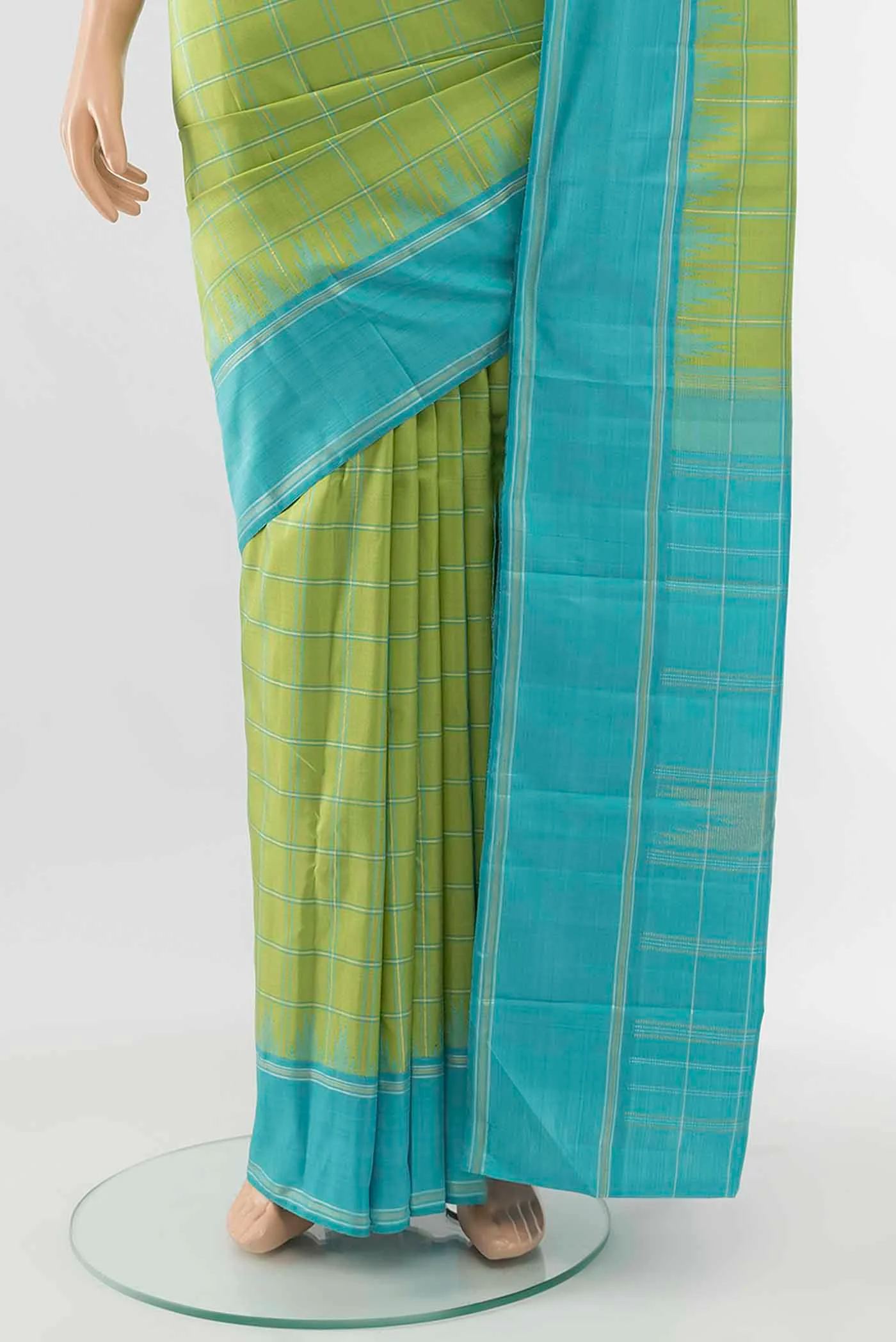 Pista Green Kanjivaram Silk Saree - Image 3