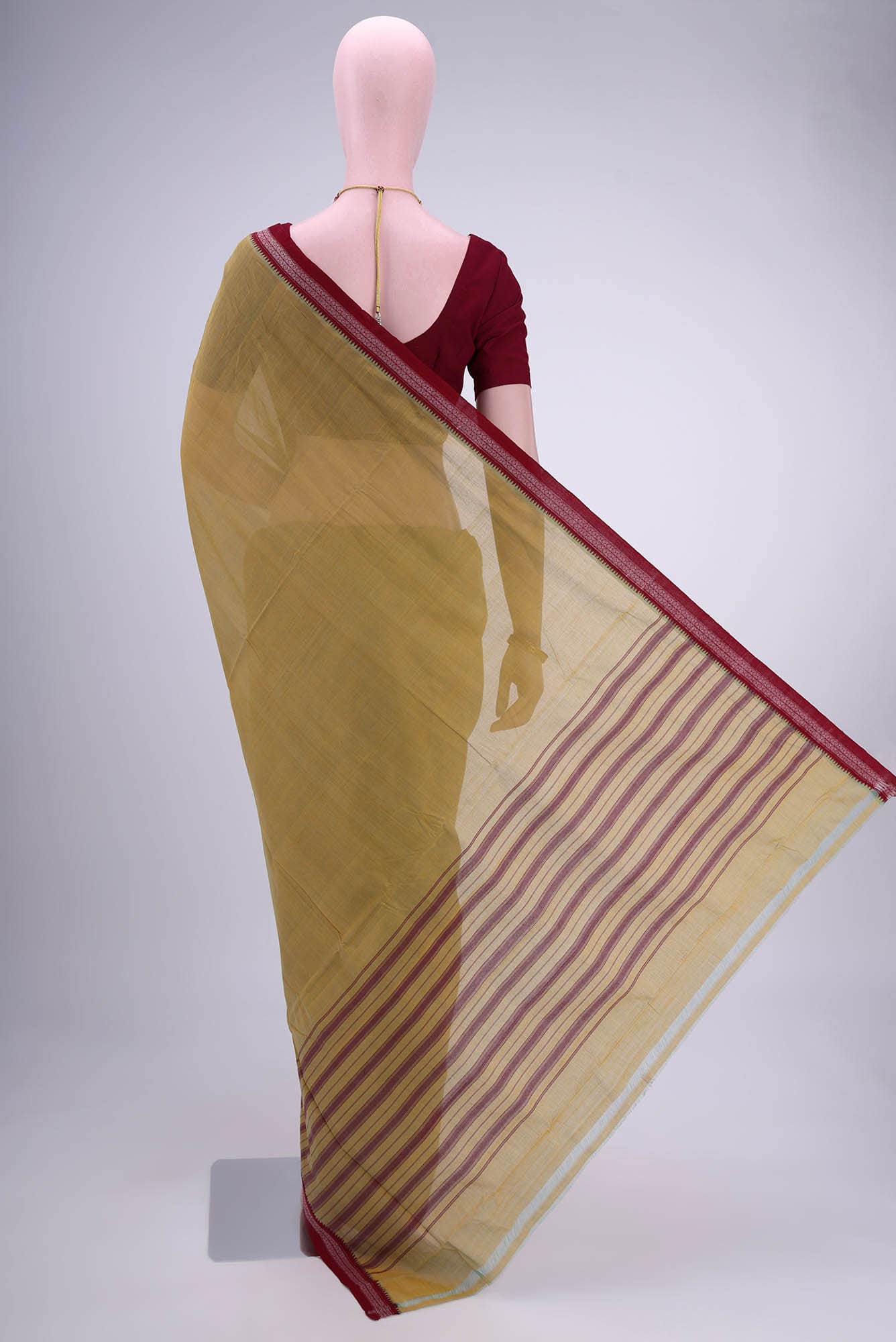 Pista Green Khadi Cotton Saree - Image 2