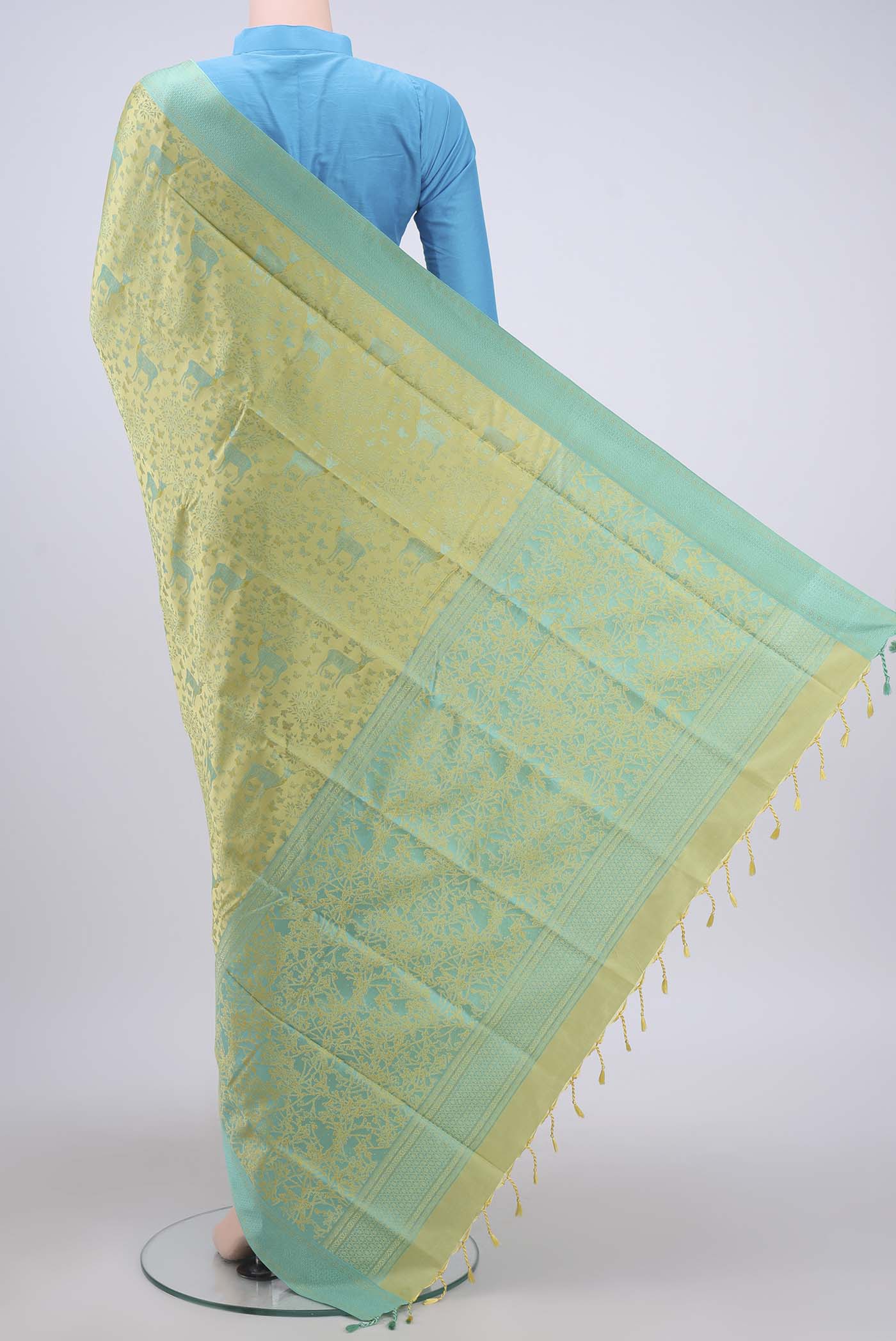 Pista Green Soft Silk Saree - Image 3