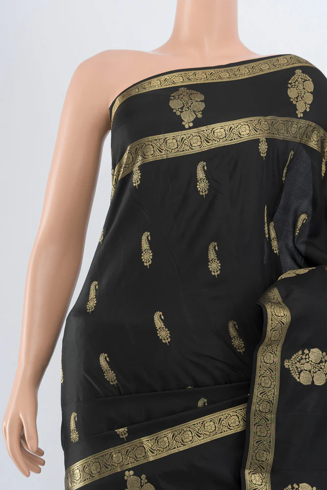 Black Kanchipuram Silk Saree - Image 2