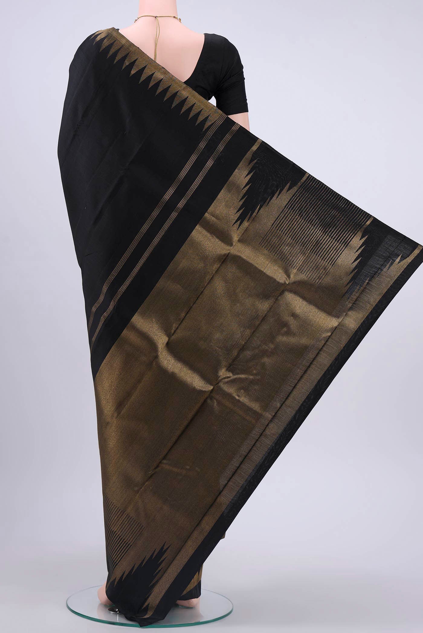 Pure Silk Pure Zari Black Kanchipuram Saree - Image 3