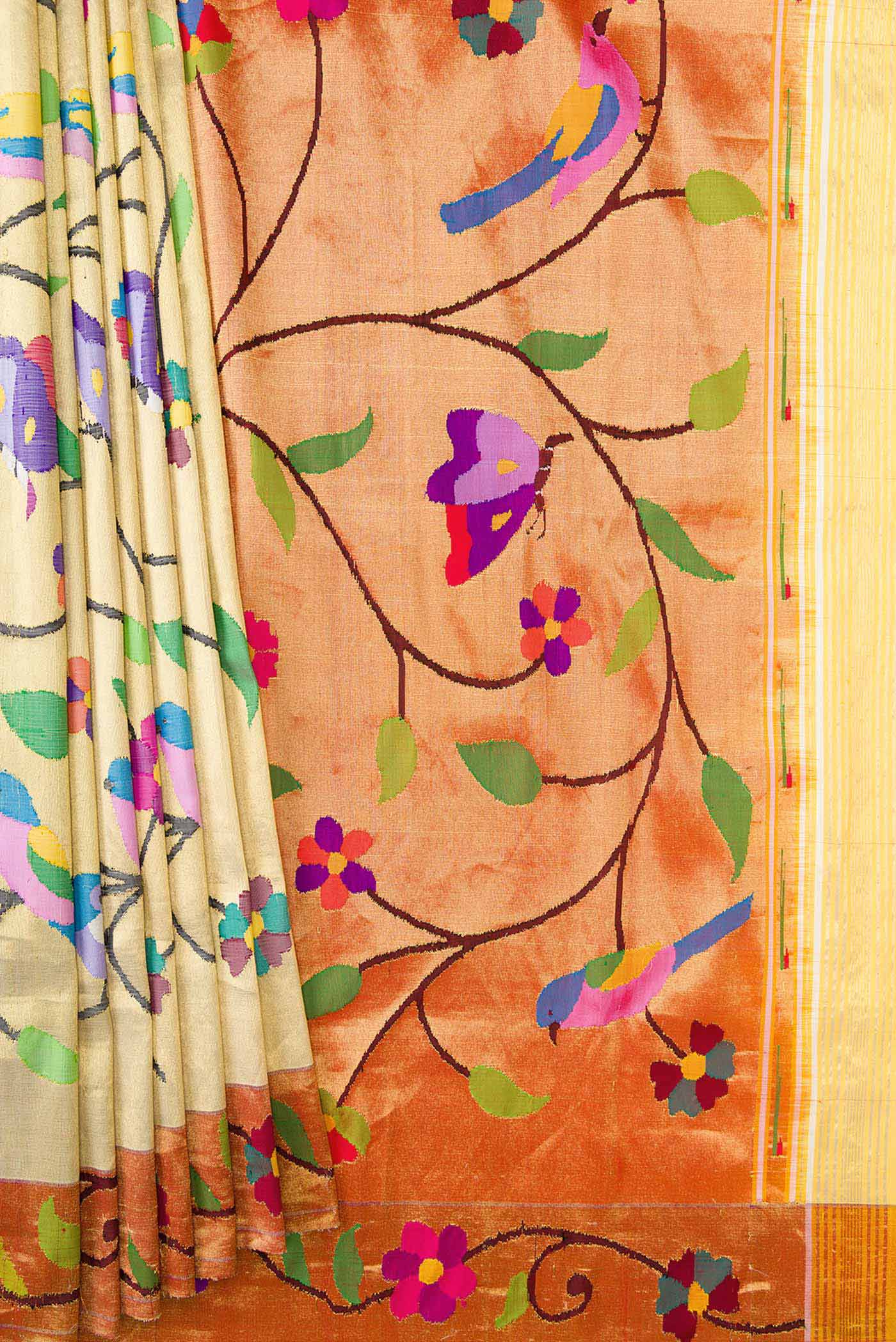Pure Silk Pure Zari Gold Dual Tone Paithani Saree - Image 4