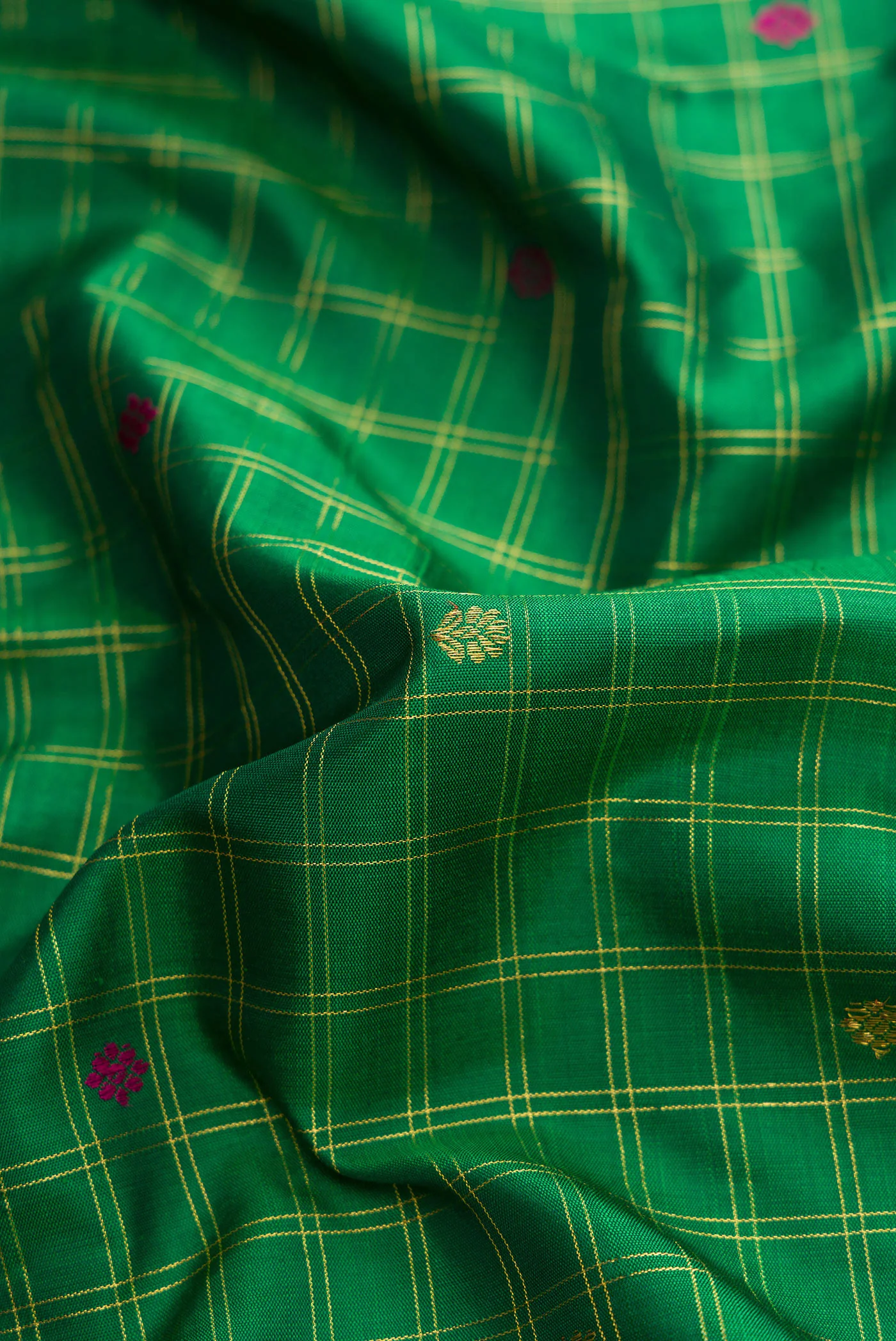 Pure Silk Pure Zari Green Kanjivaram Saree - Image 2