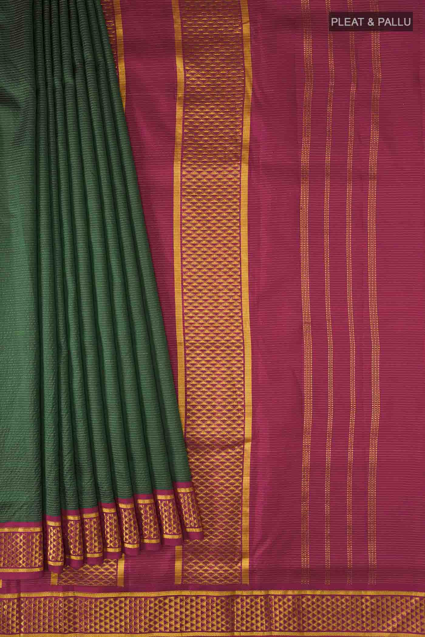 Pure Silk Pure Zari Green Kanchipuram Nine Yards Saree - Image 4